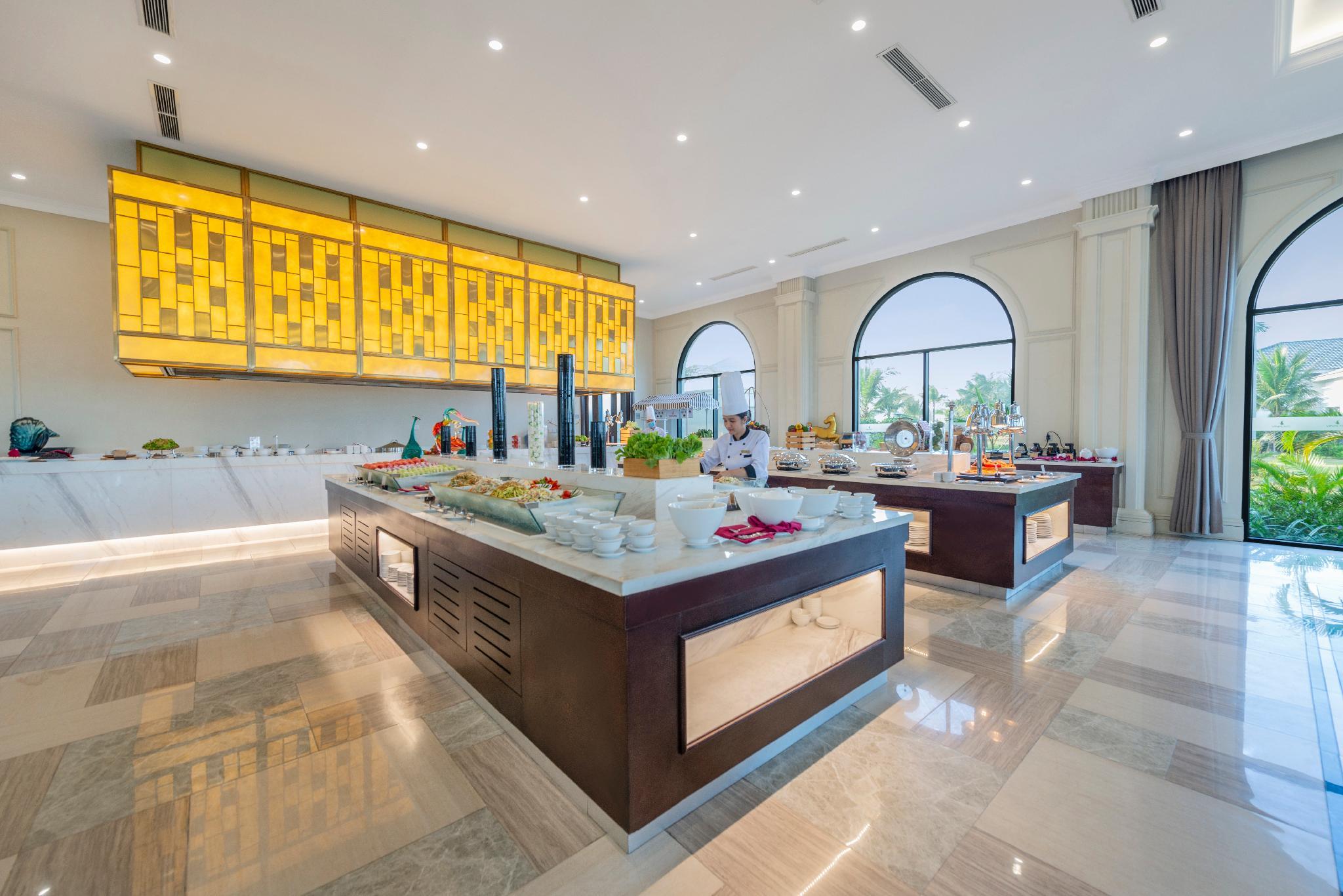 Melia Vinpearl Cua Sot Beach Resort