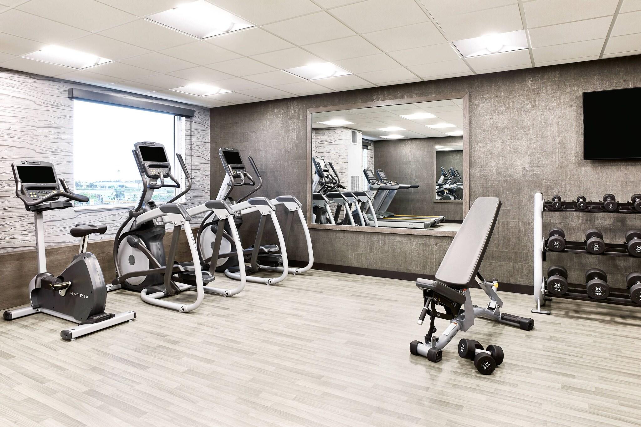 Ac Hotel By Marriott Miami Doral