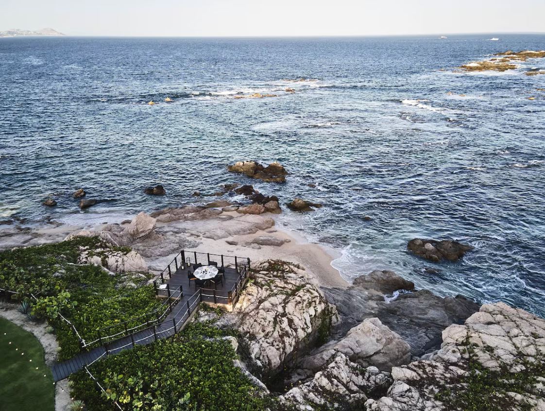 Chileno Bay Resort & Residences, Auberge Collection by null