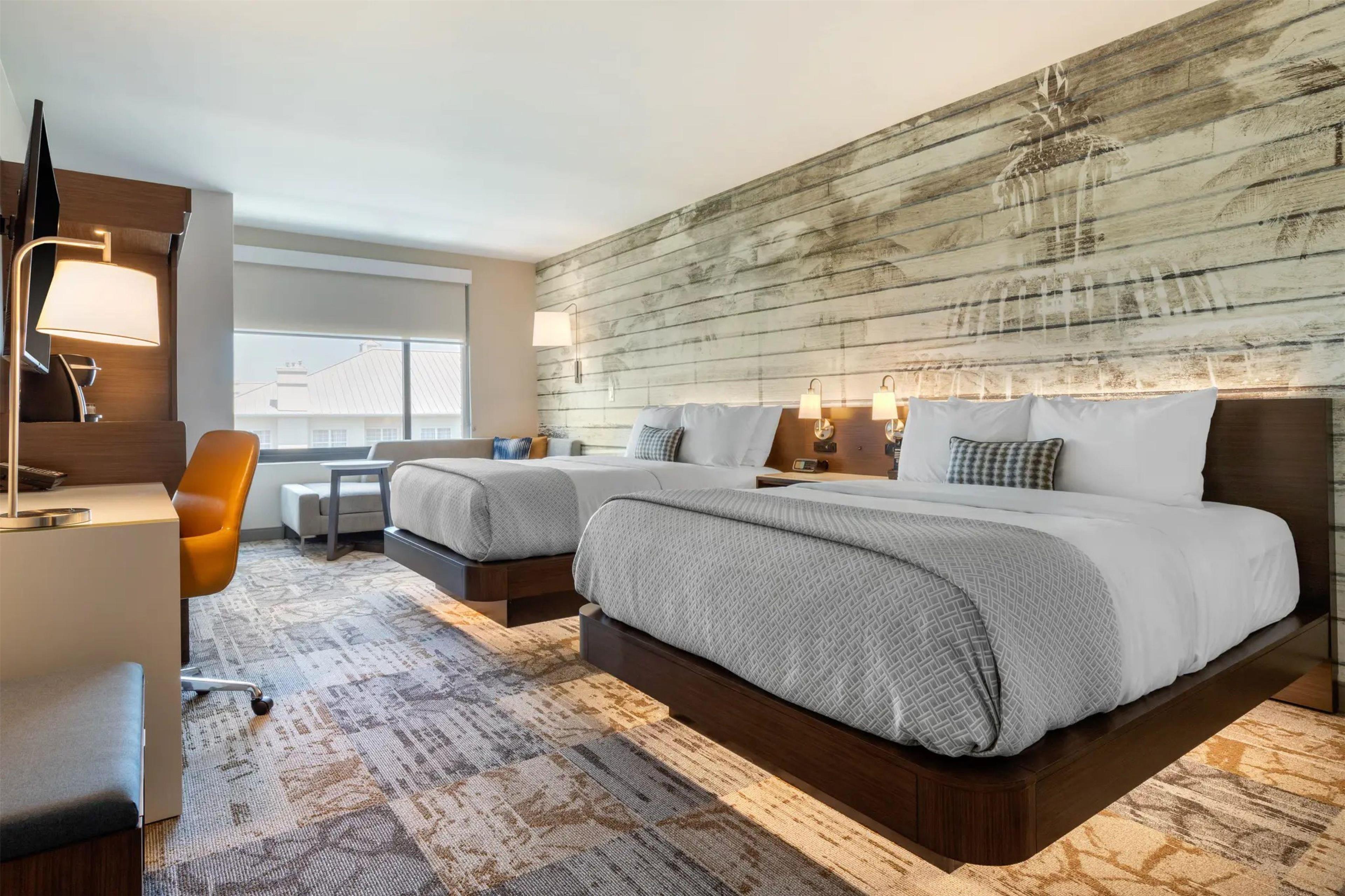 DoubleTree by Hilton Charleston Riverview