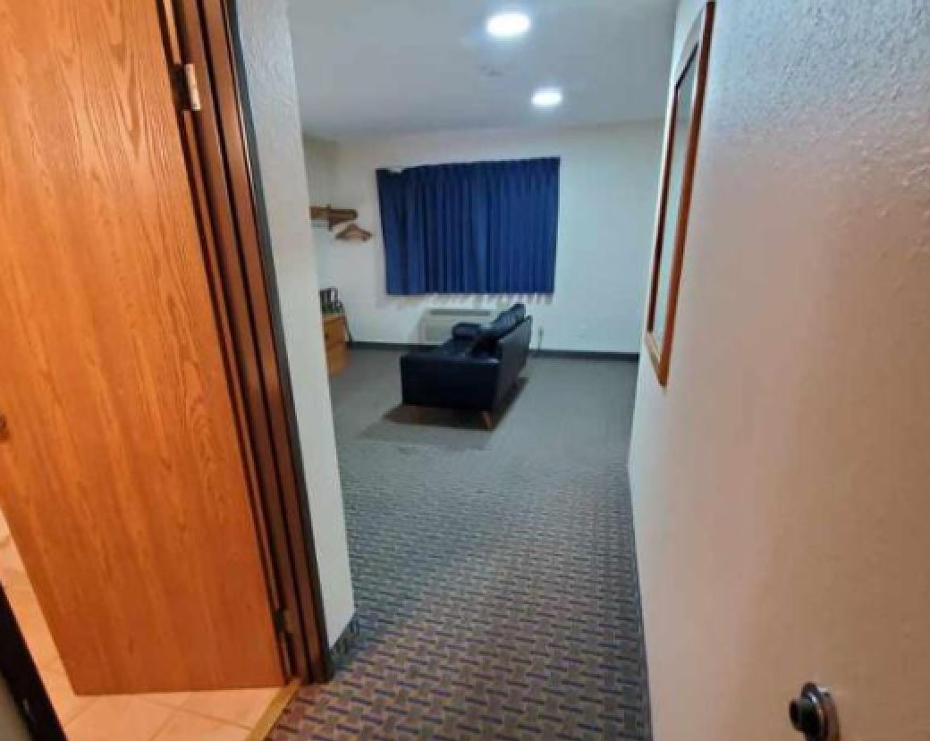 Hibbing Inn and Suites