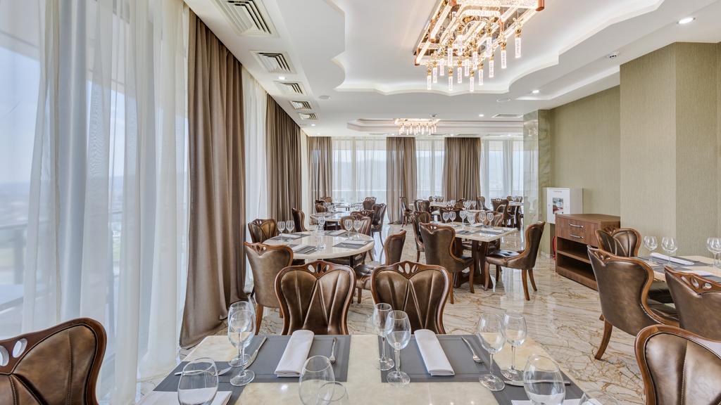 Lisi Hills Hotel