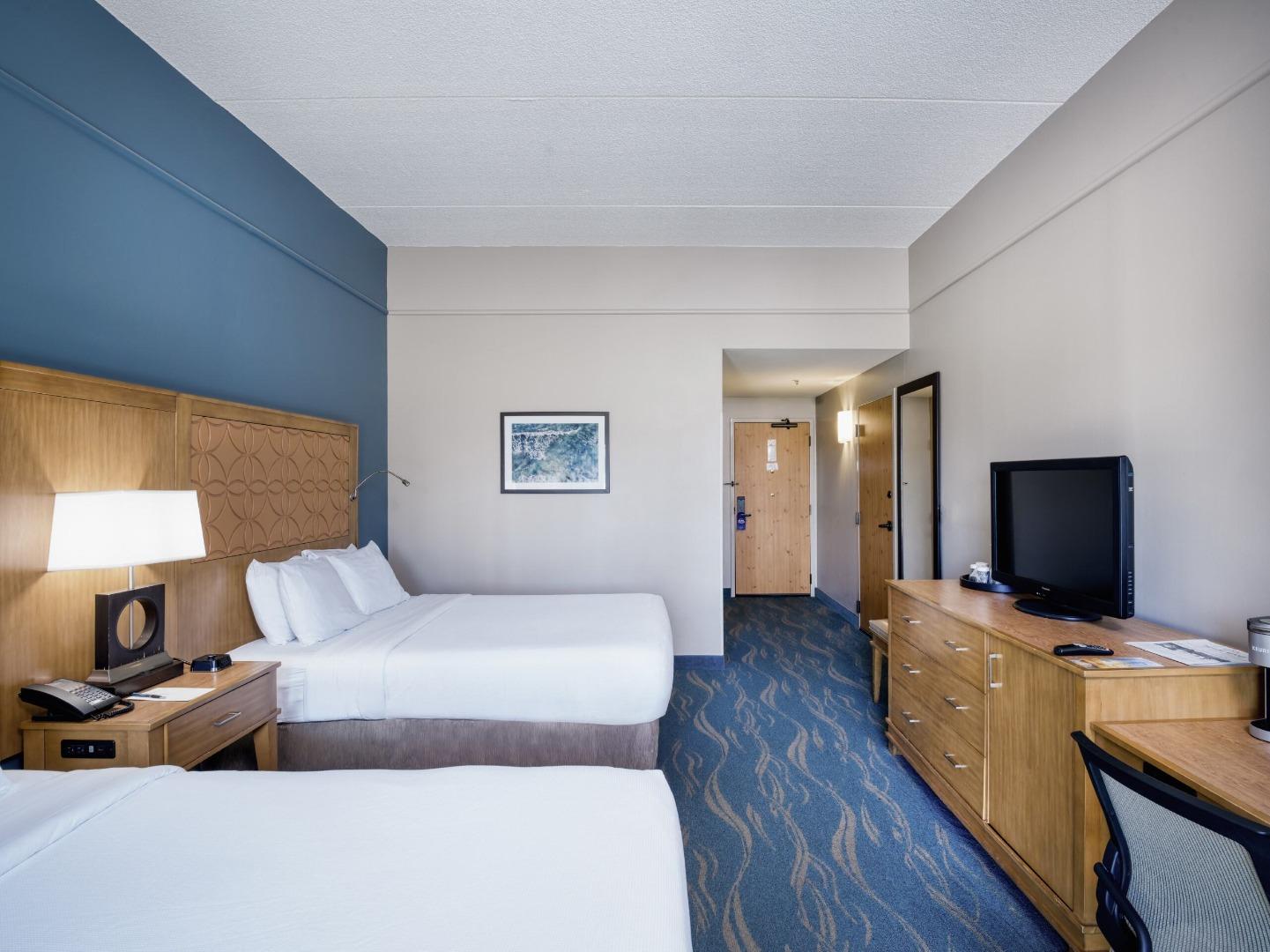 The Lodge at Geneva-on-the-Lake by null