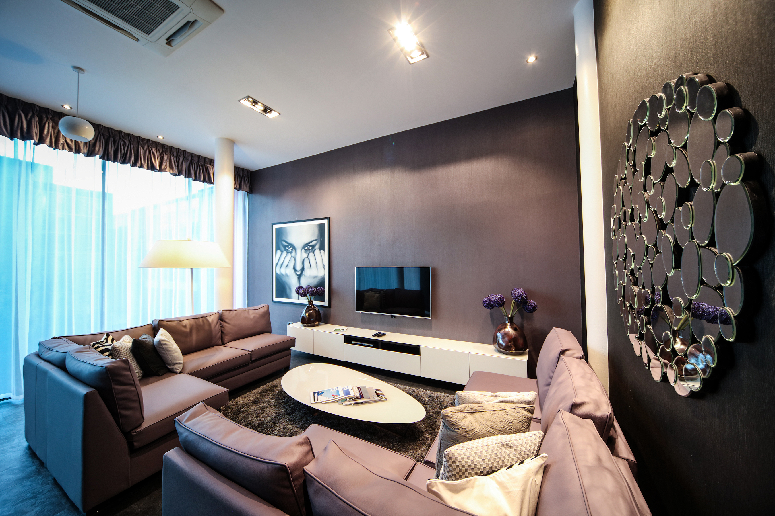 Epic Aparthotel on Seel Street