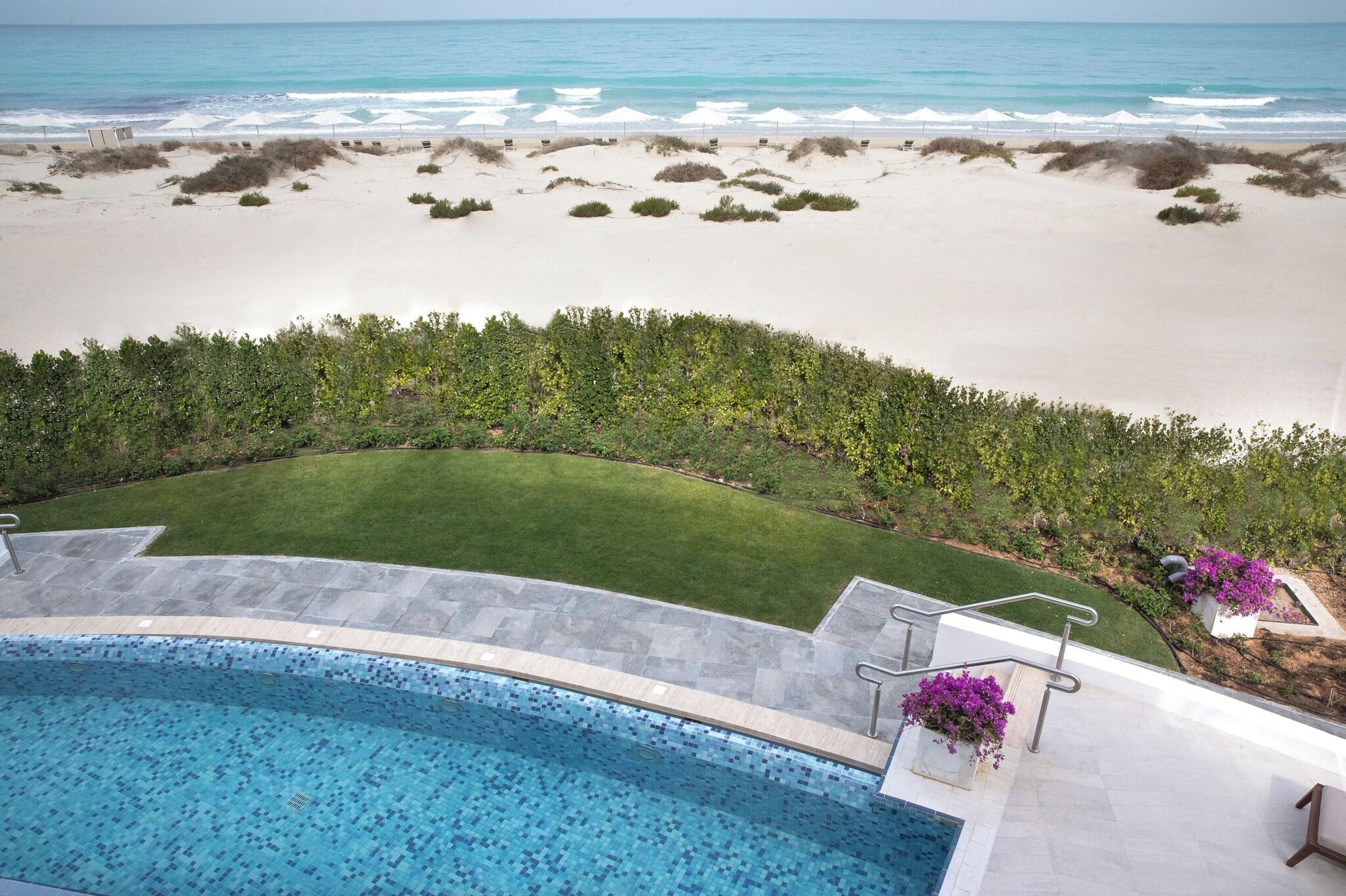 Jumeirah Saadiyat Island by null