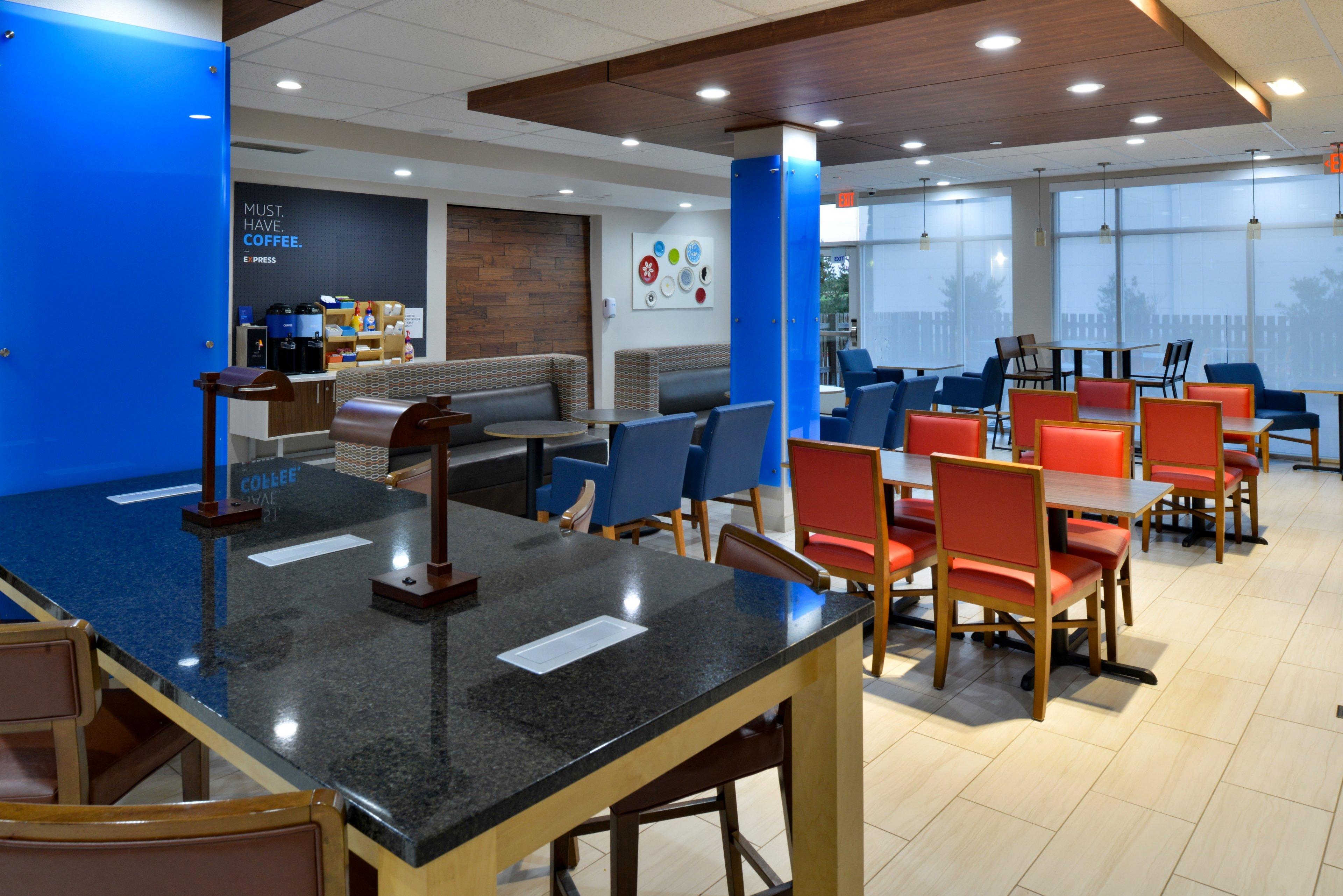 Holiday Inn Express and Suites Wylie West