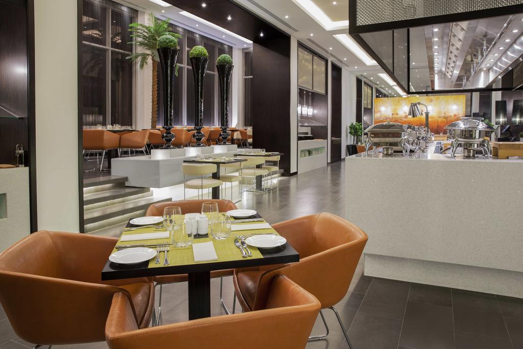 Centro Olaya by Rotana