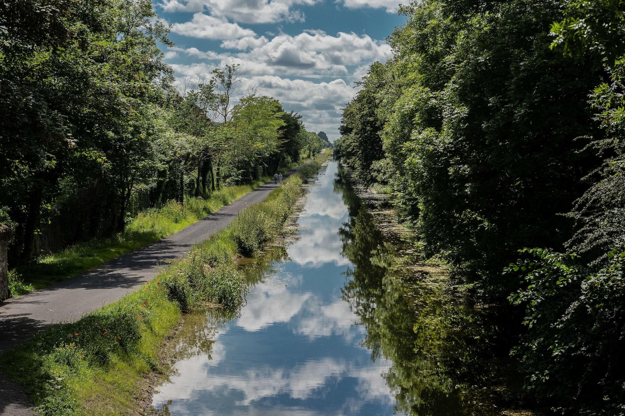 Cliff at Lyons by null