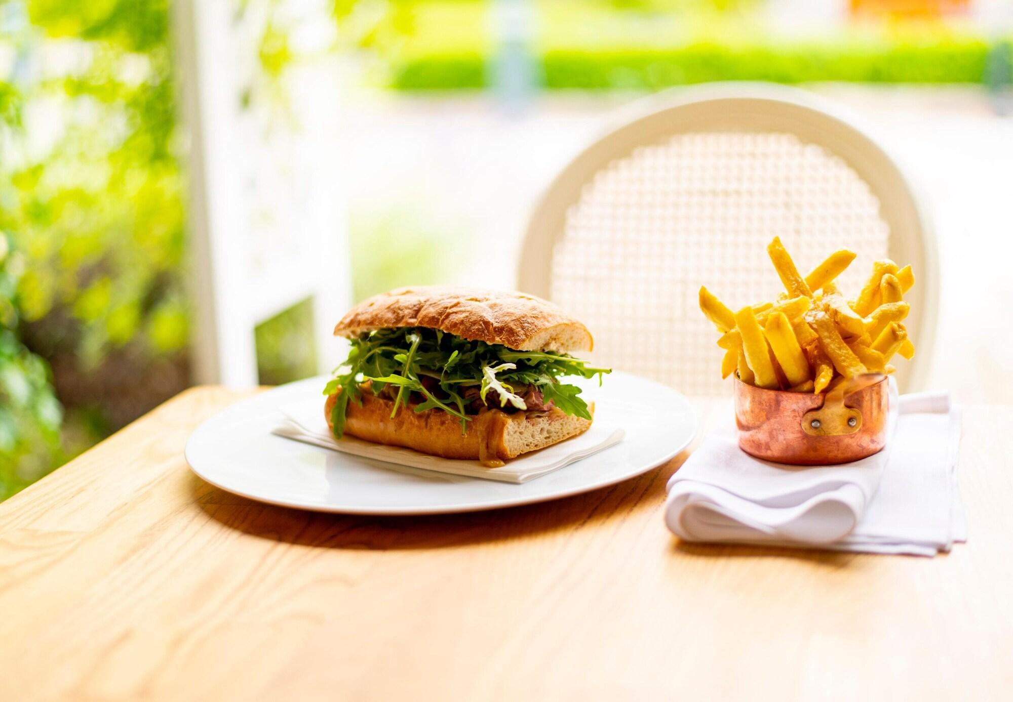 Cliff at Lyons by null