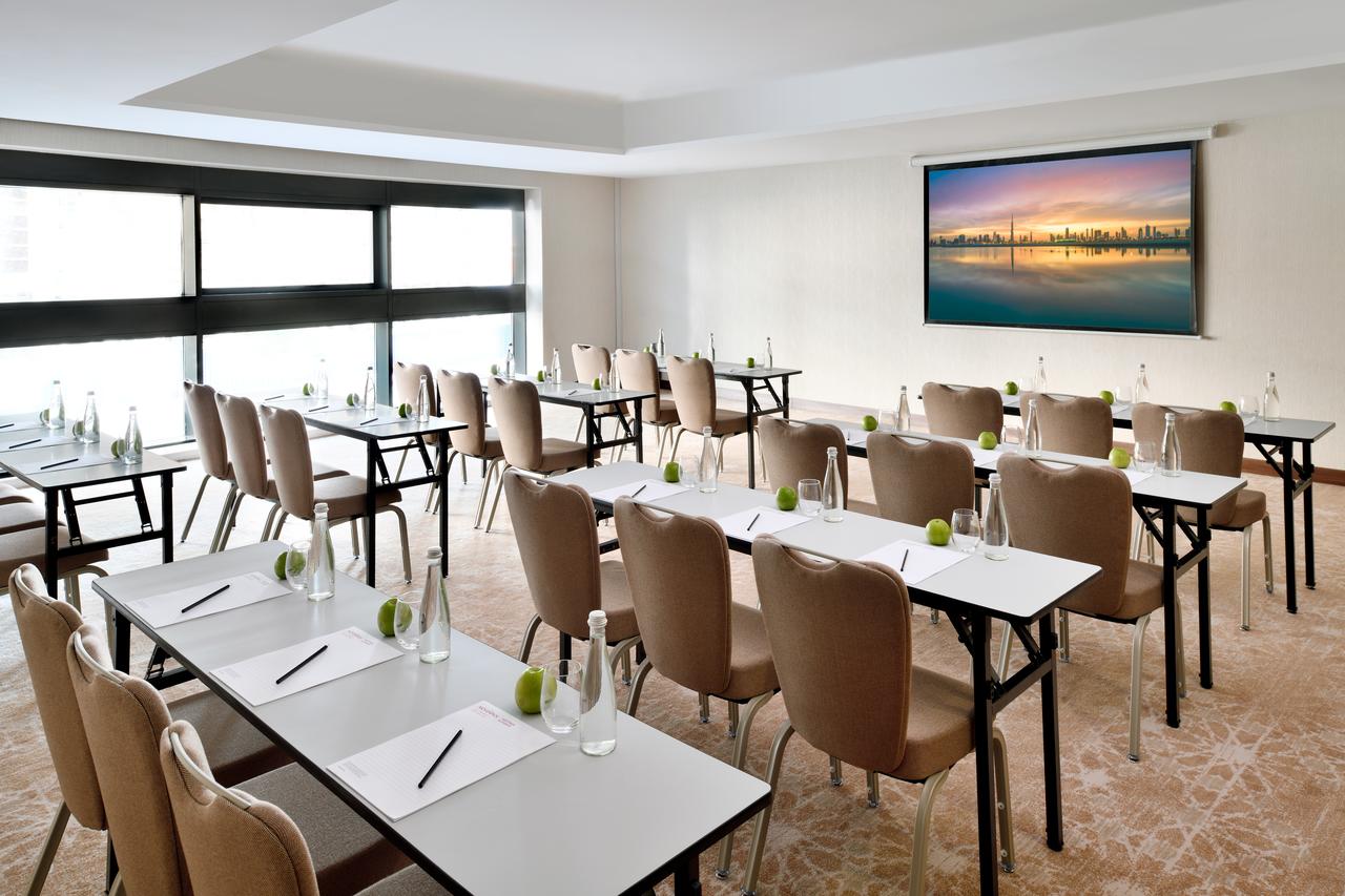 Movenpick Hotel Apartments Downtown Dubai - photo