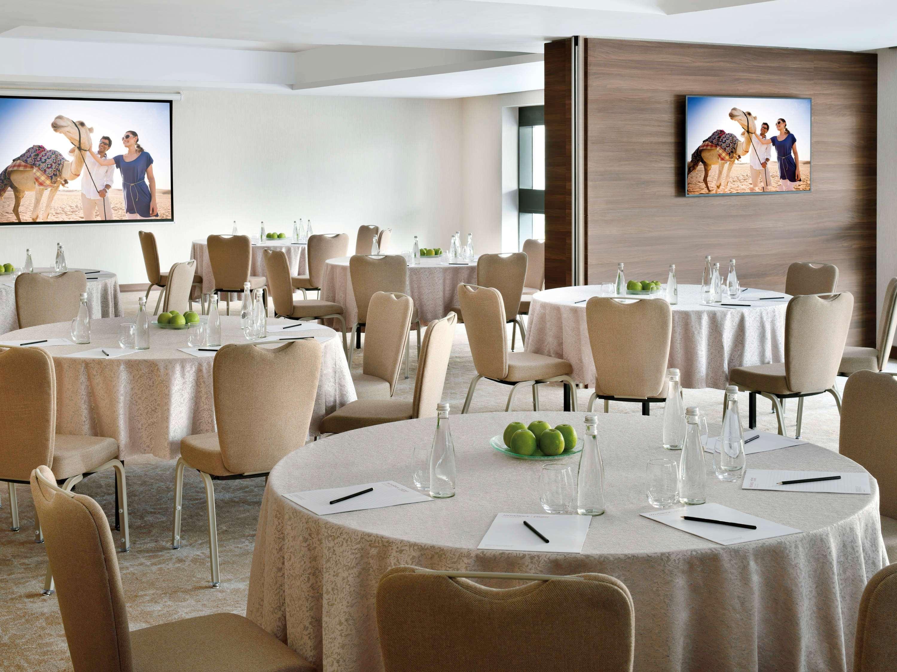 Movenpick Hotel Apartments Downtown Dubai - photo