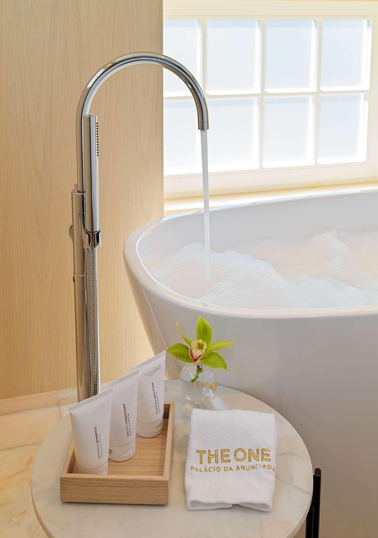 The One Palacio Da Anunciada - фото