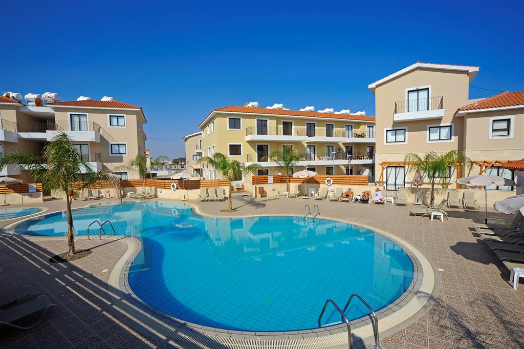 Kyklades Resort & Spa