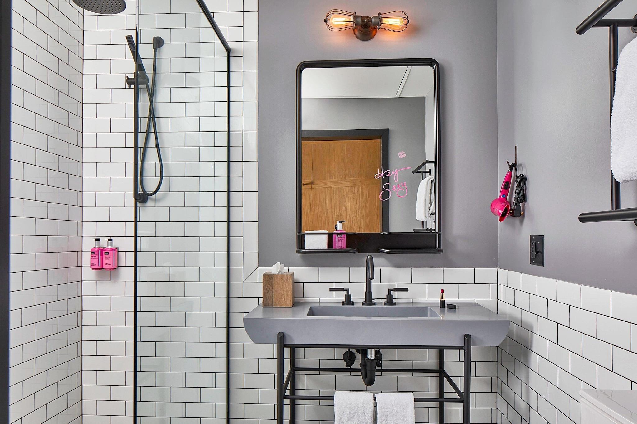 Moxy Minneapolis Uptown
