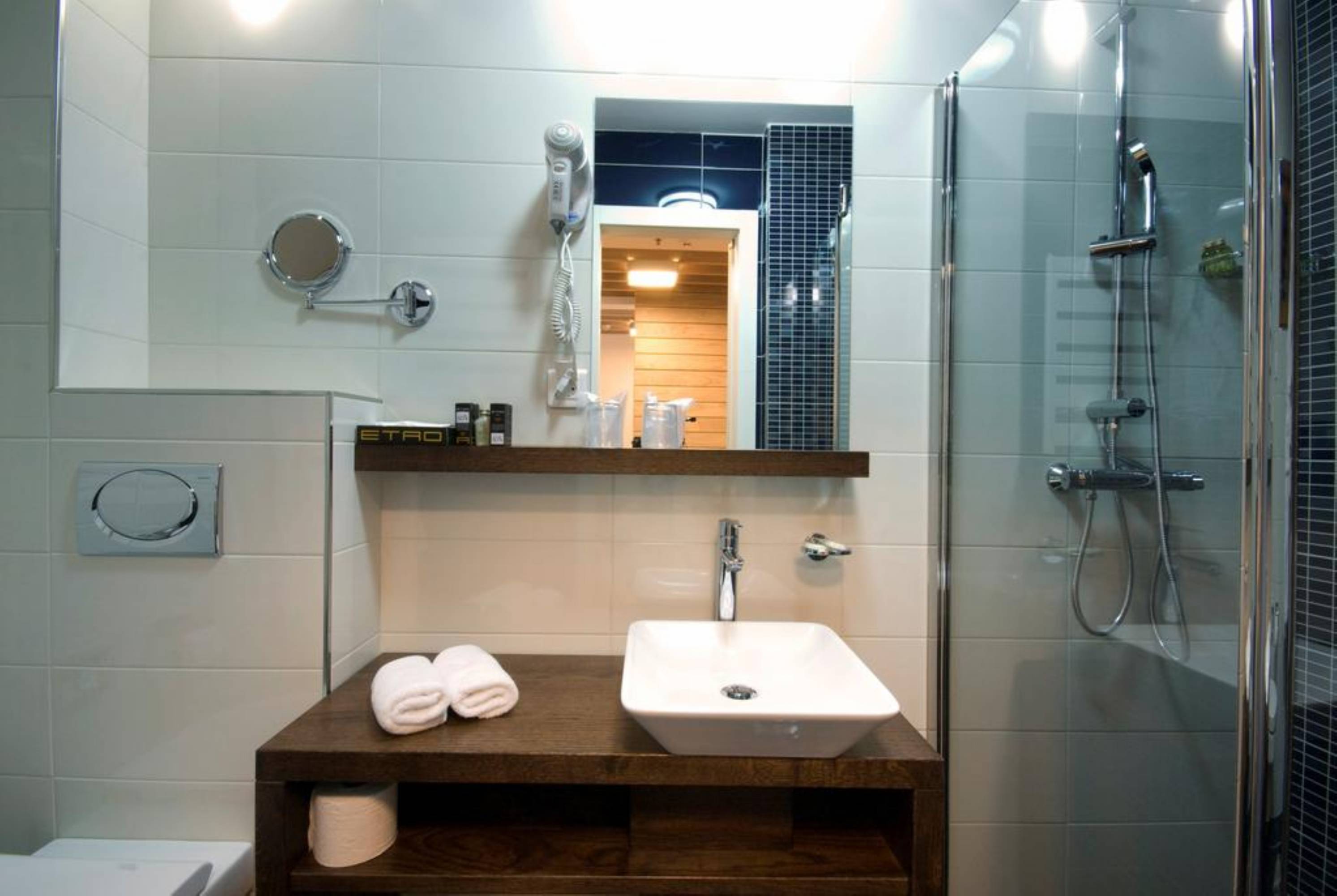 Hotel SOA by null