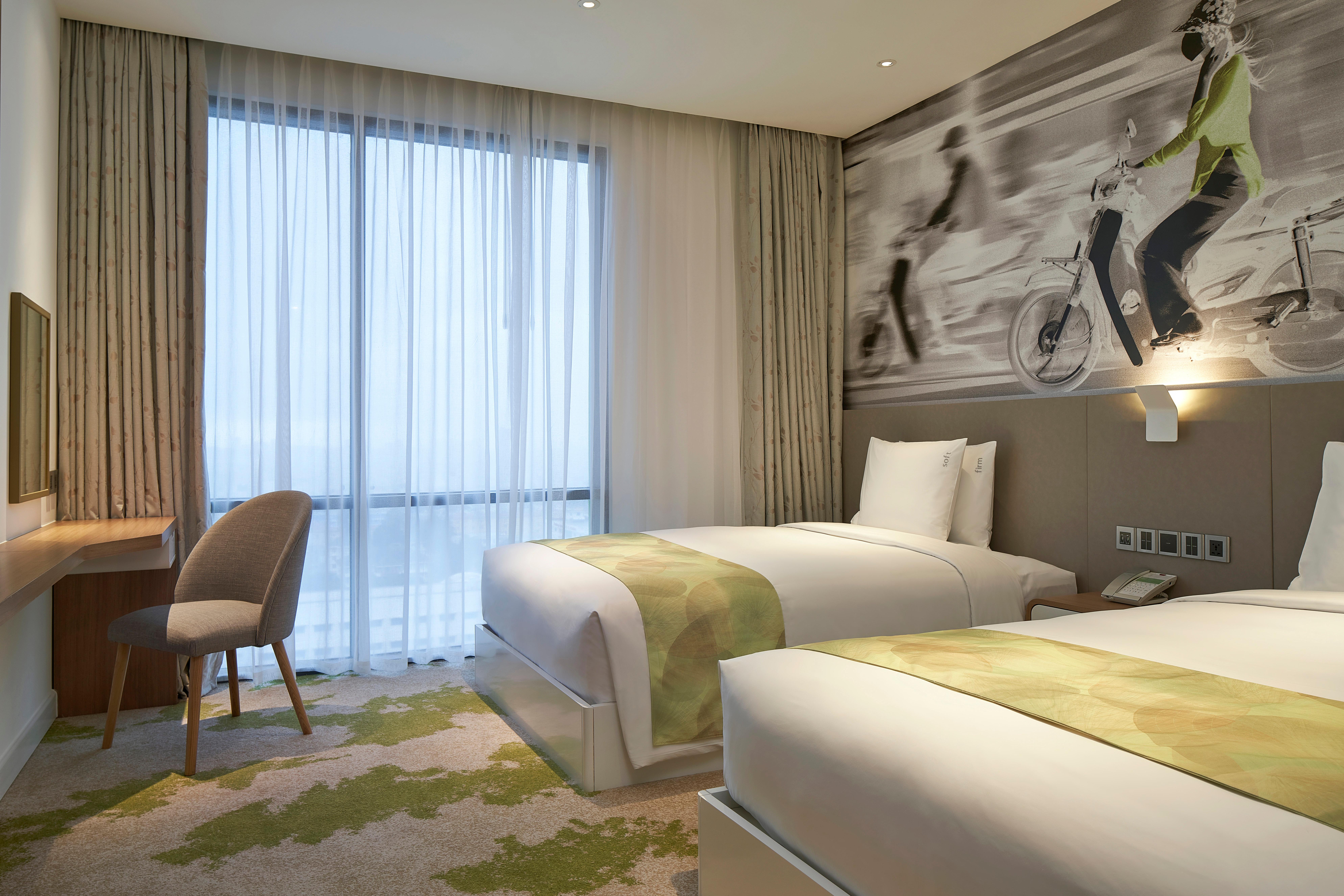 Holiday Inn & Suites Saigon Airport