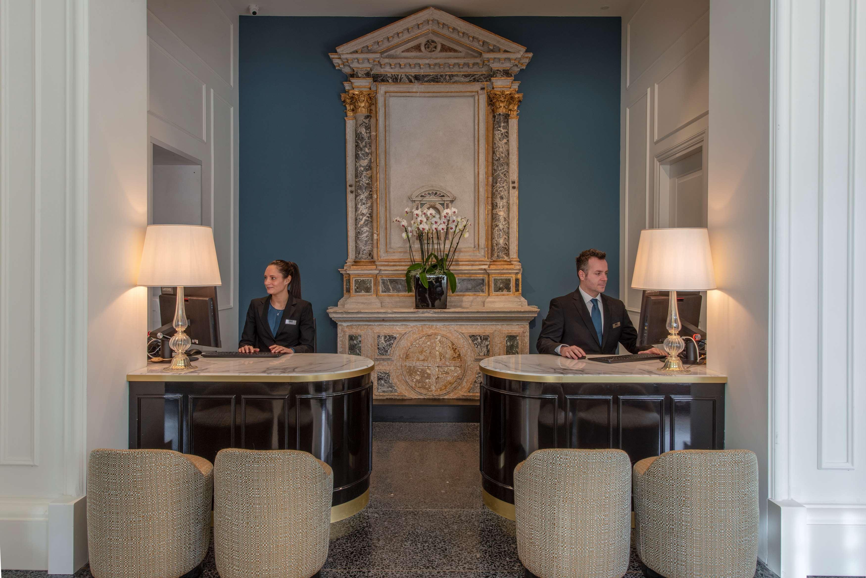 H10 Palazzo Canova - photo