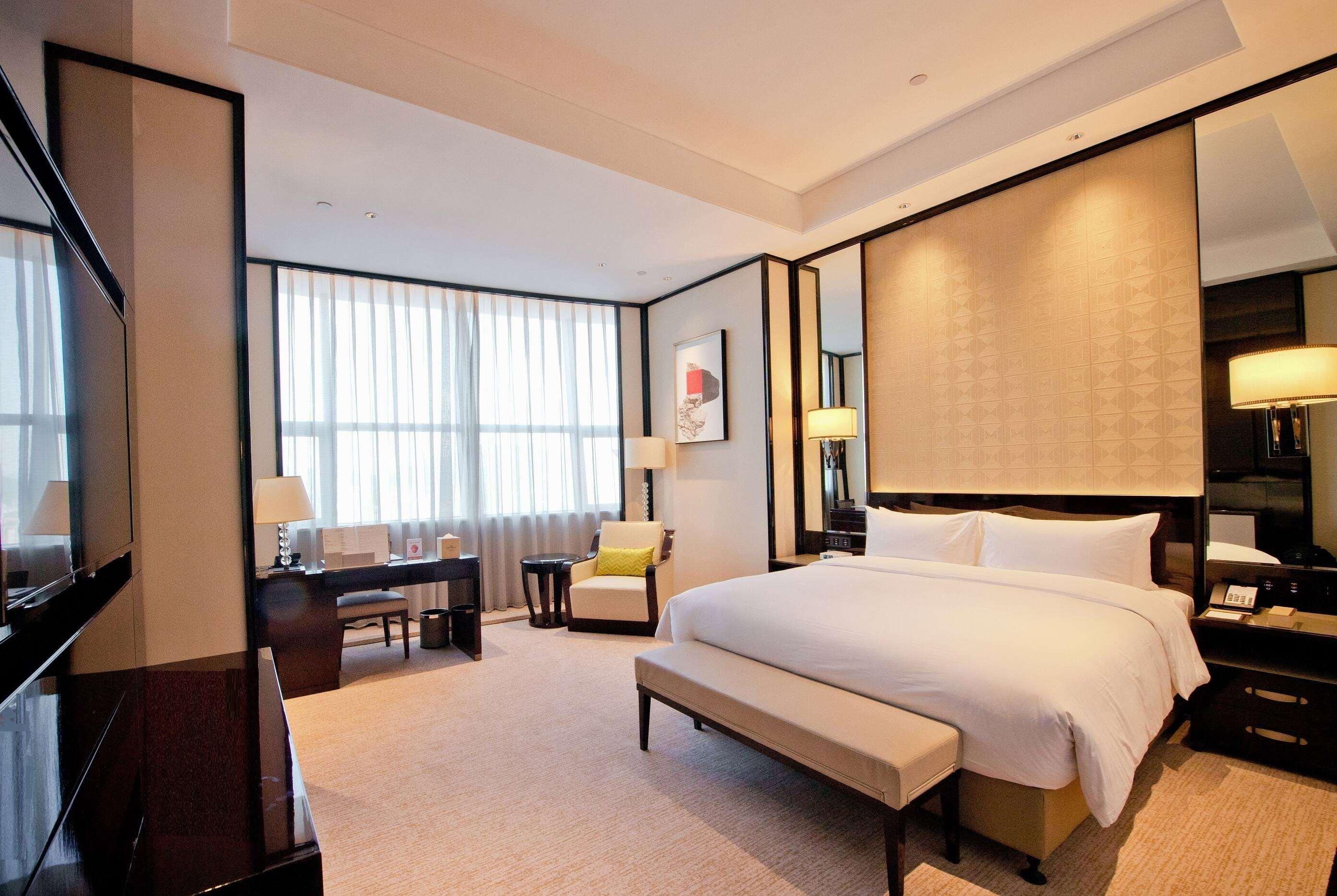 Howard Johnson Plaza  Wyndham Ningbo