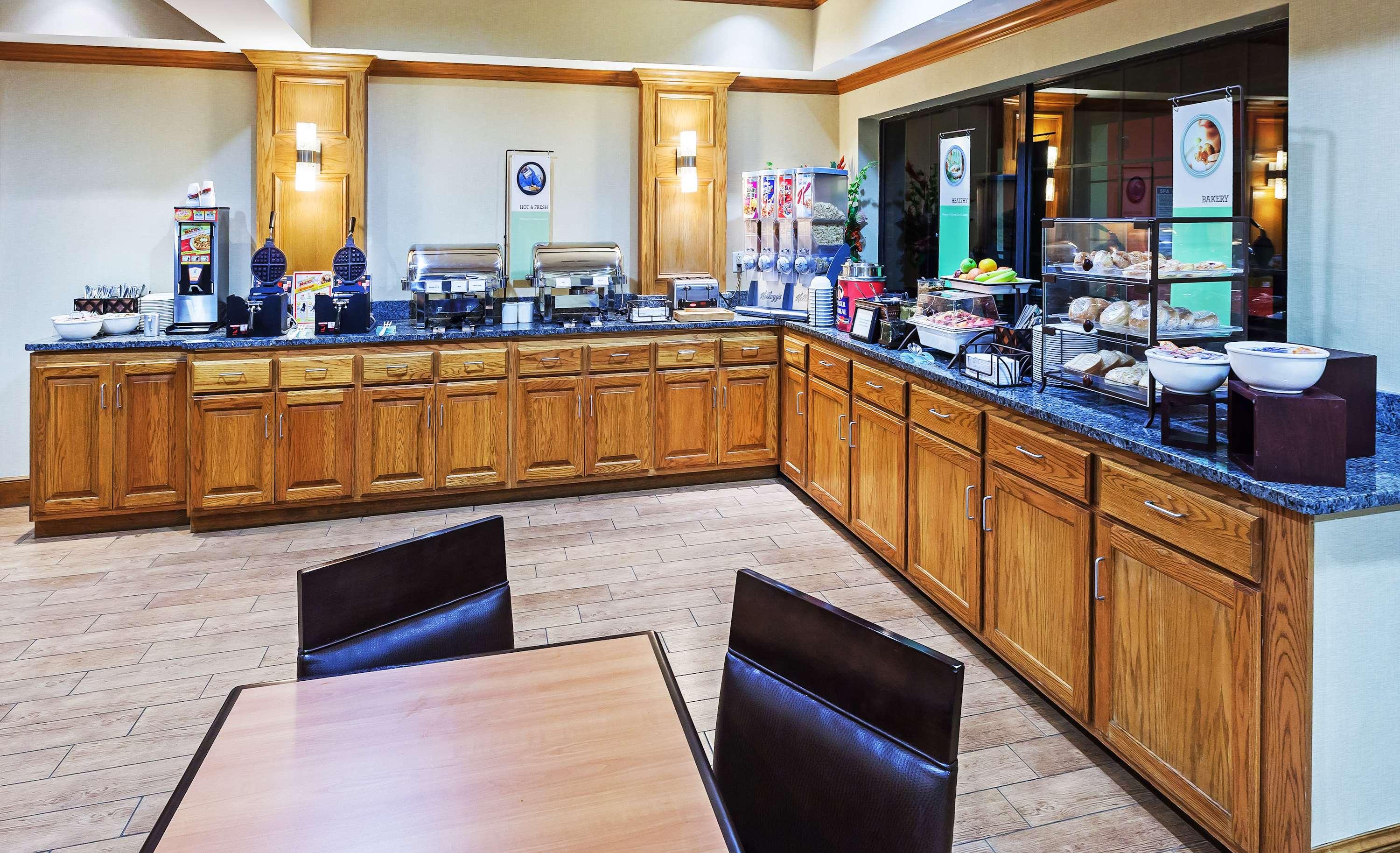 Country Inn Suites By Radisson Lubbock Tx