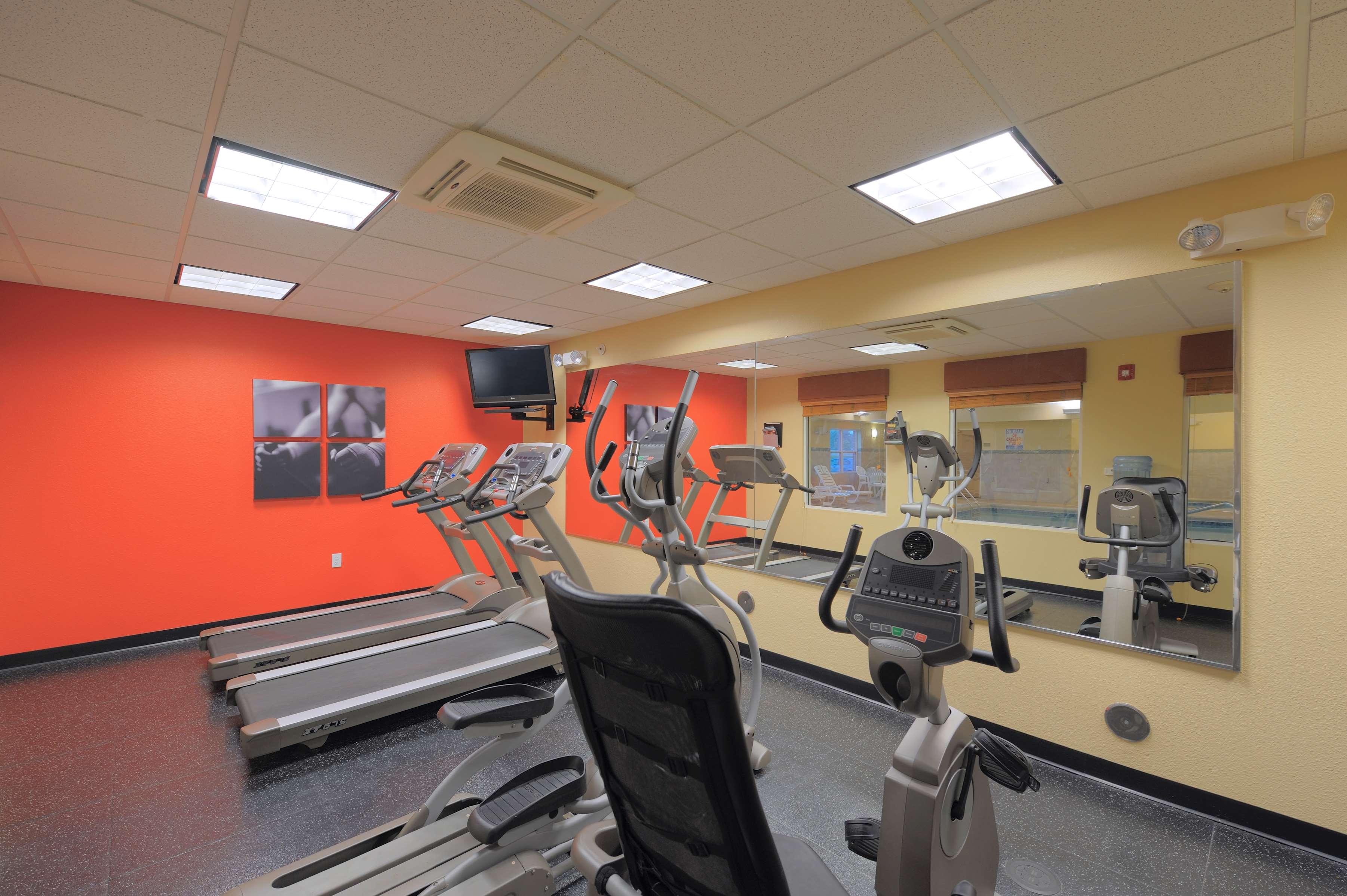 Country Inn Suites By Radisson Toledo South Oh