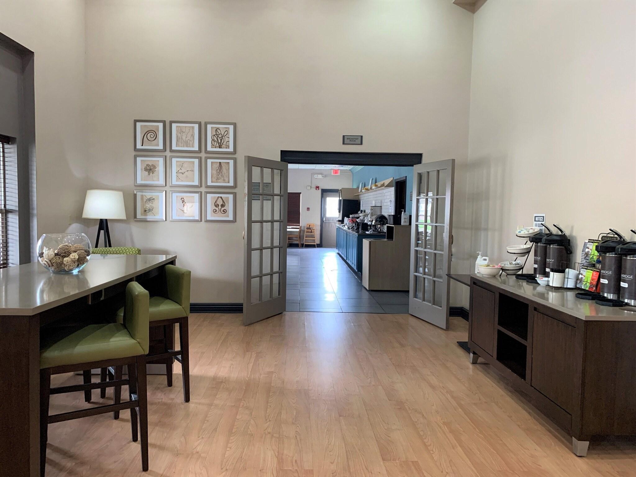 Country Inn Suites Clarksville Tn