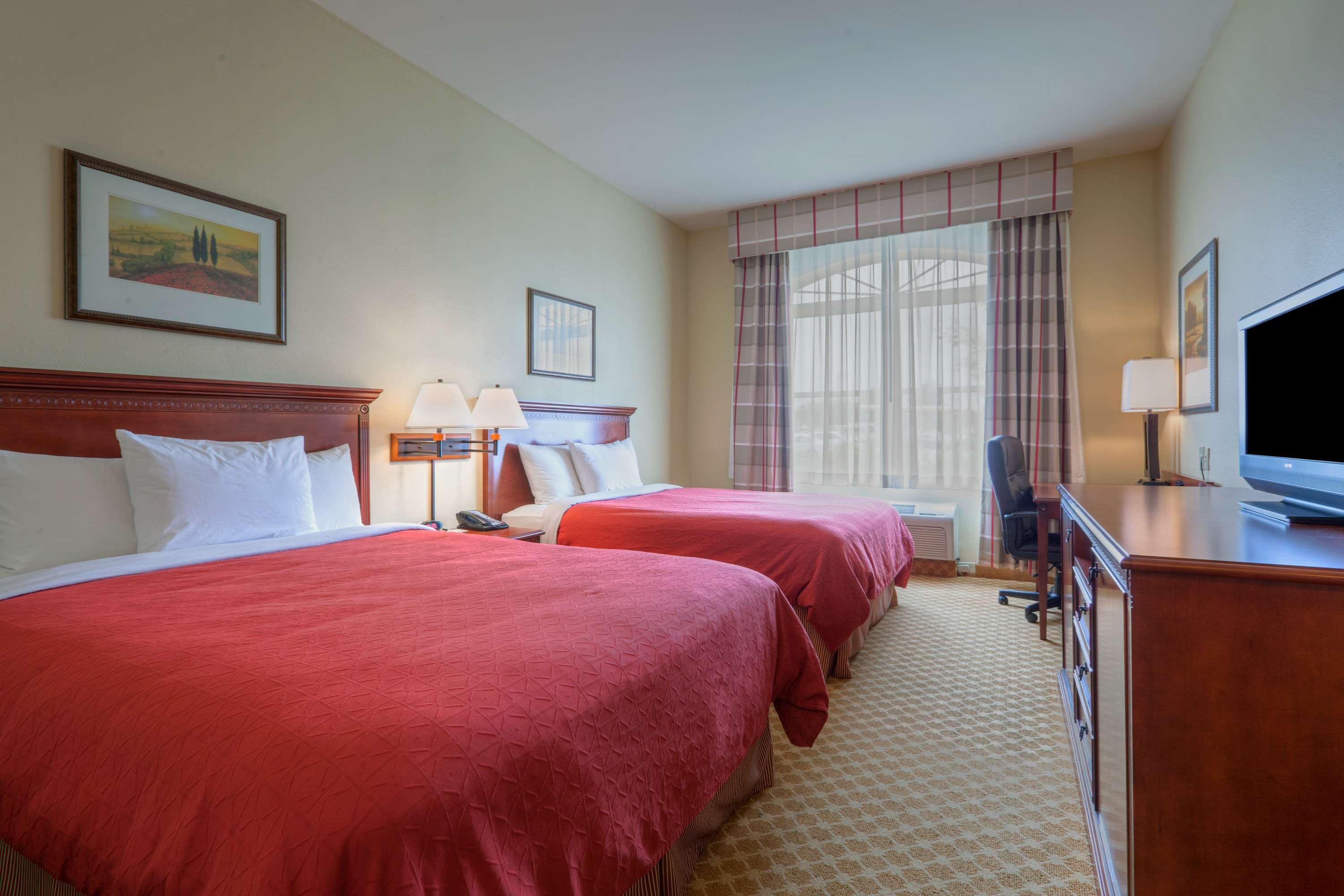 Country Inn Suites By Radisson Emporia Va