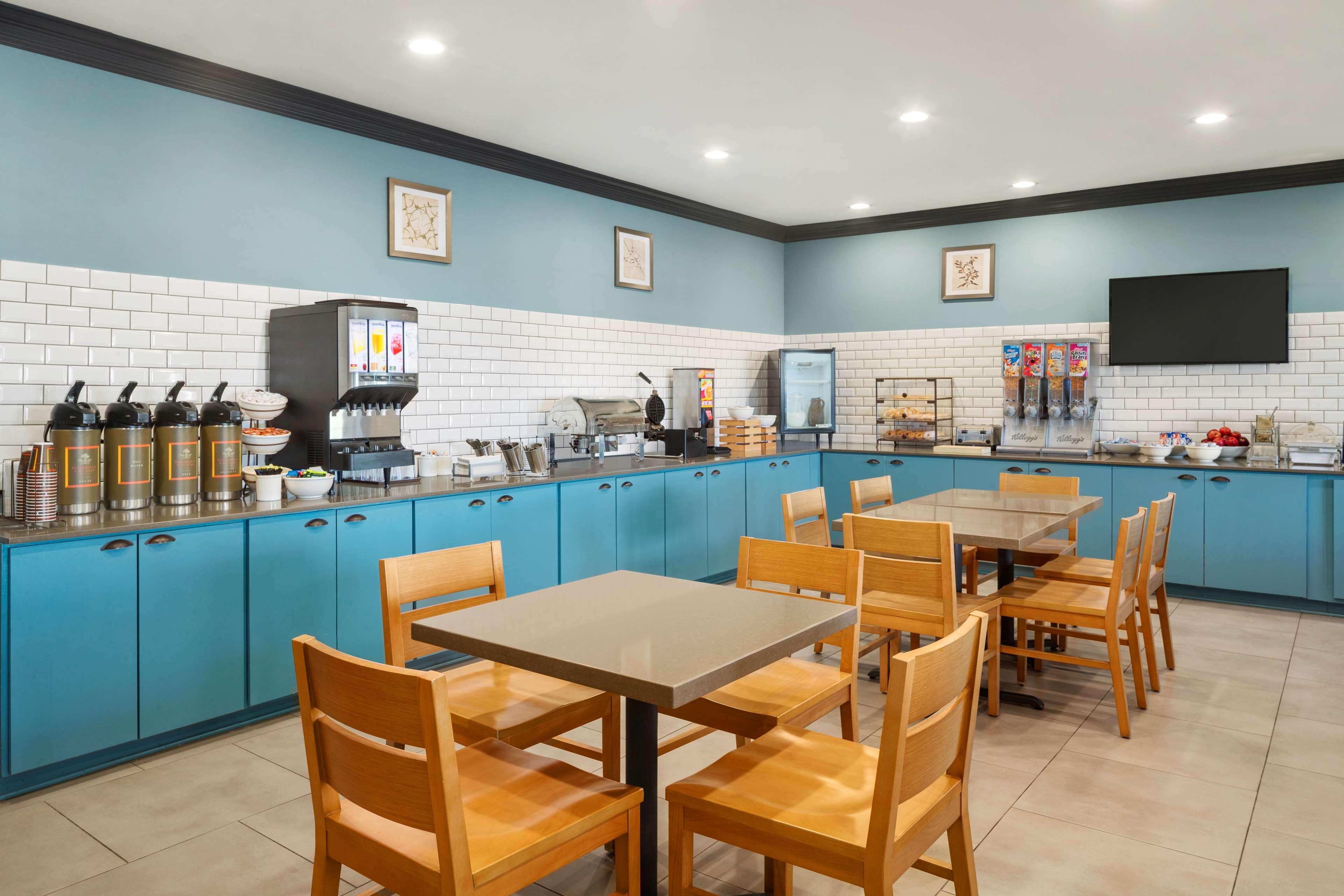 Country Inn Suites Manteno Il