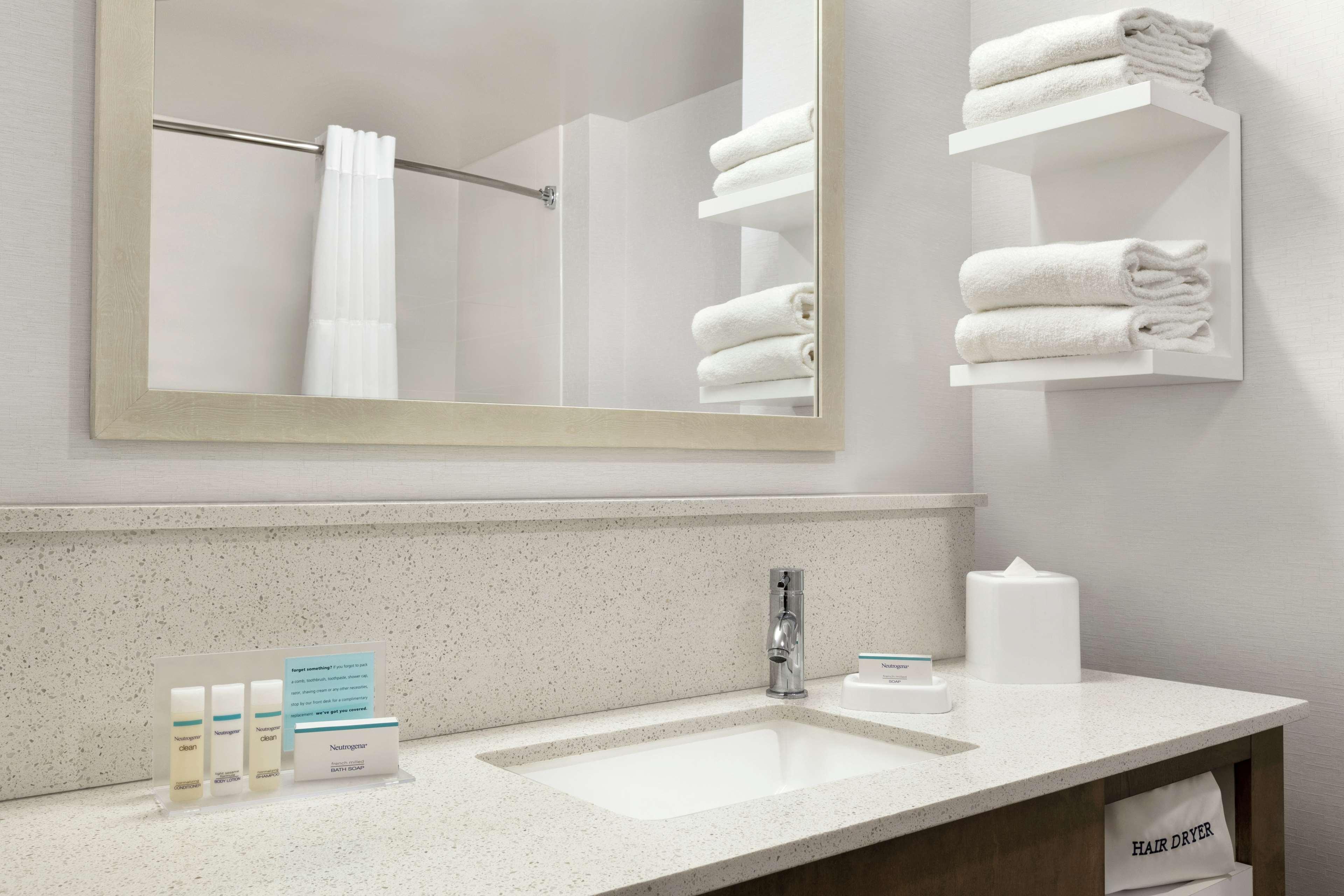 Hampton Inn & Suites Johns Creek