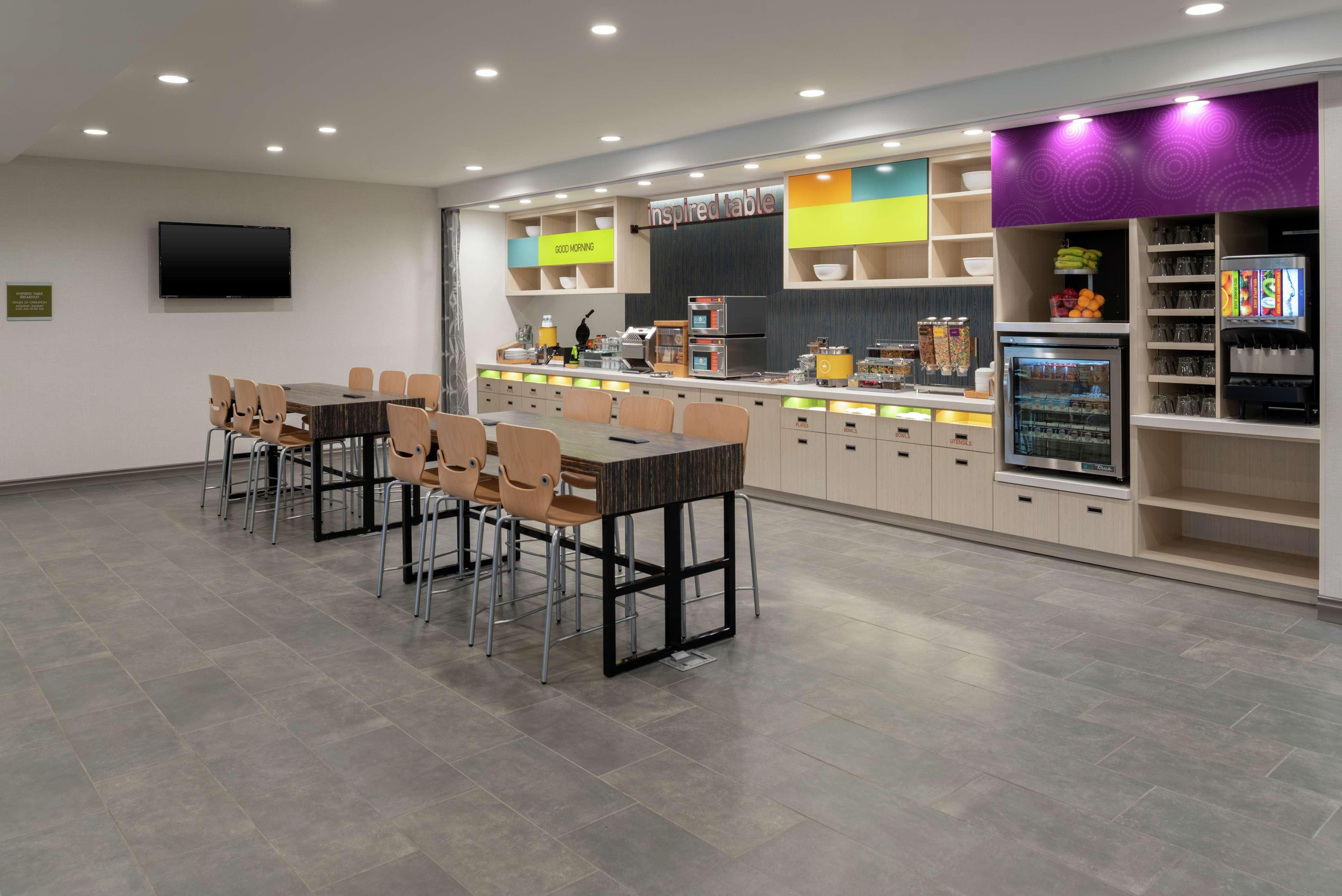 Home2 Suites by Hilton Indianapolis Airport