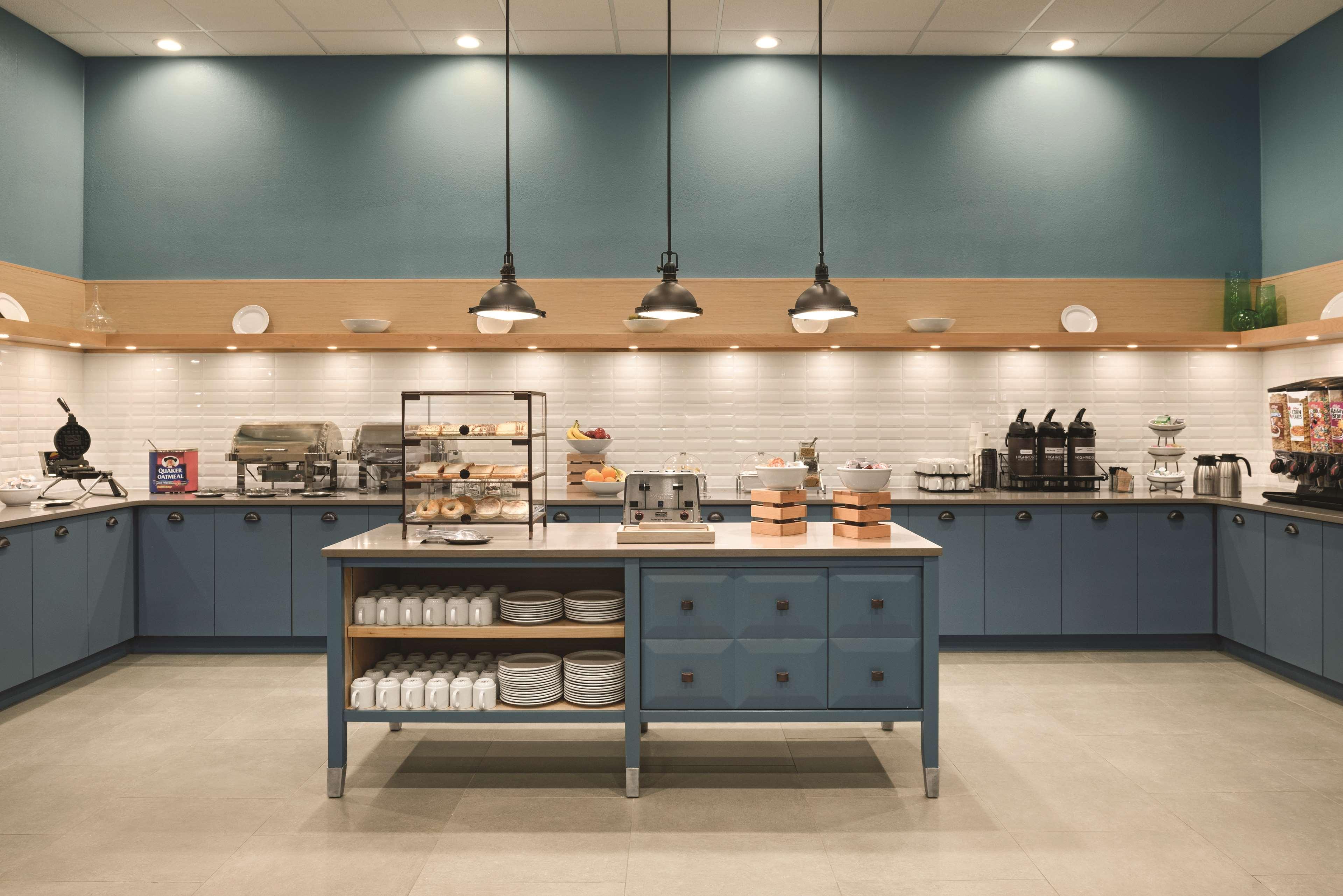 Country Inn & Suites by Radisson, Erlanger - CS