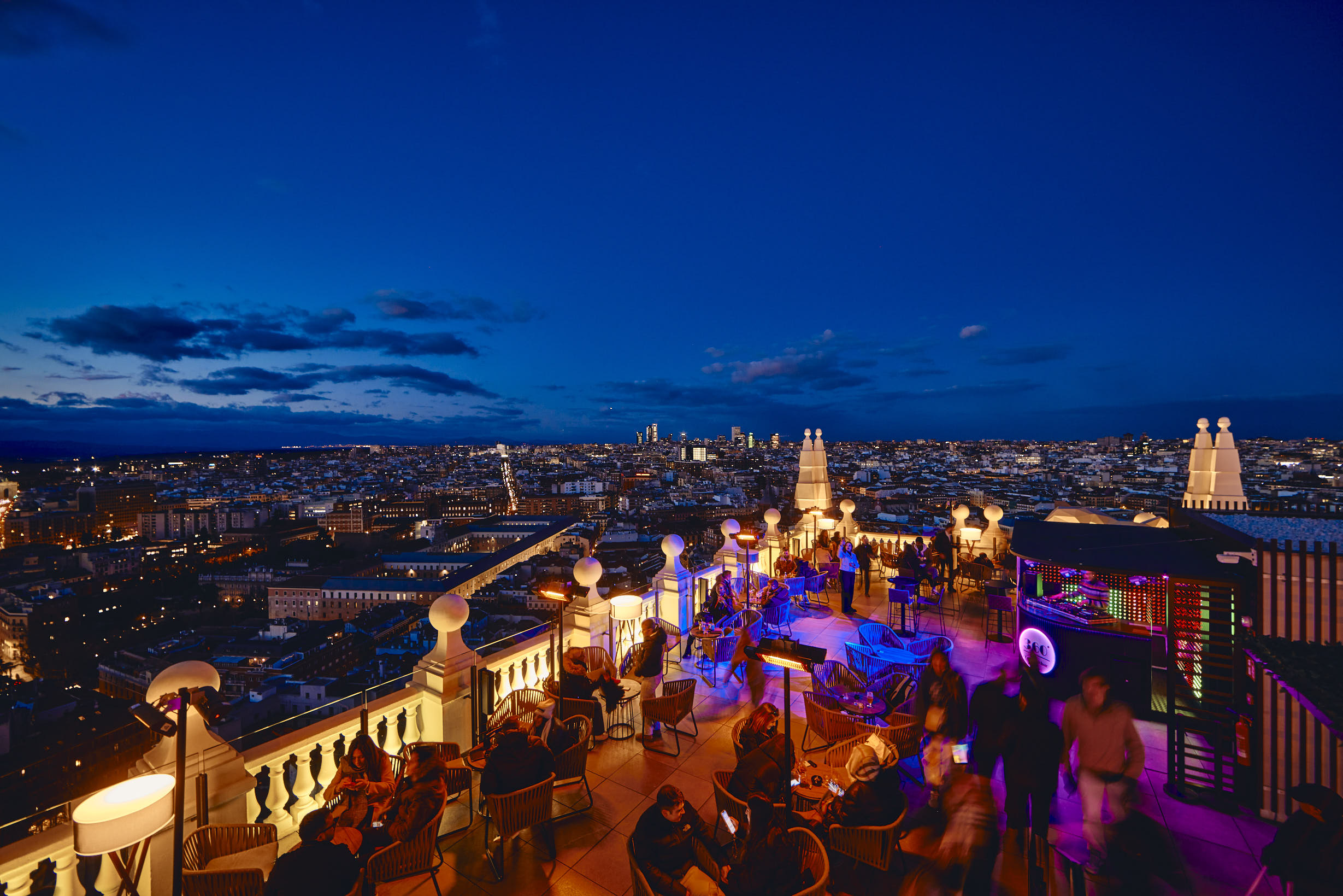 Hotel Riu Plaza España - photo