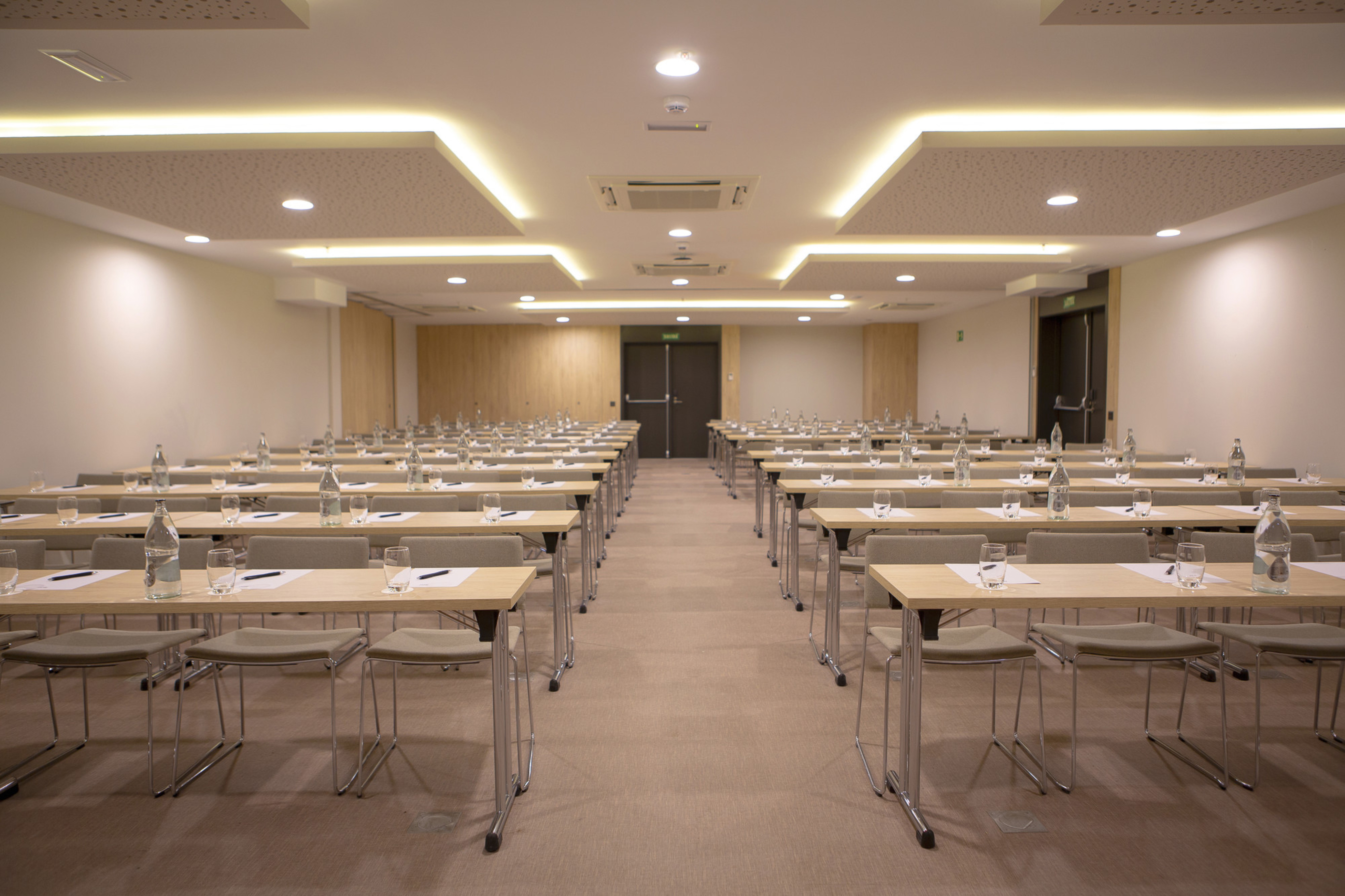 Hotel Riu Plaza España - photo