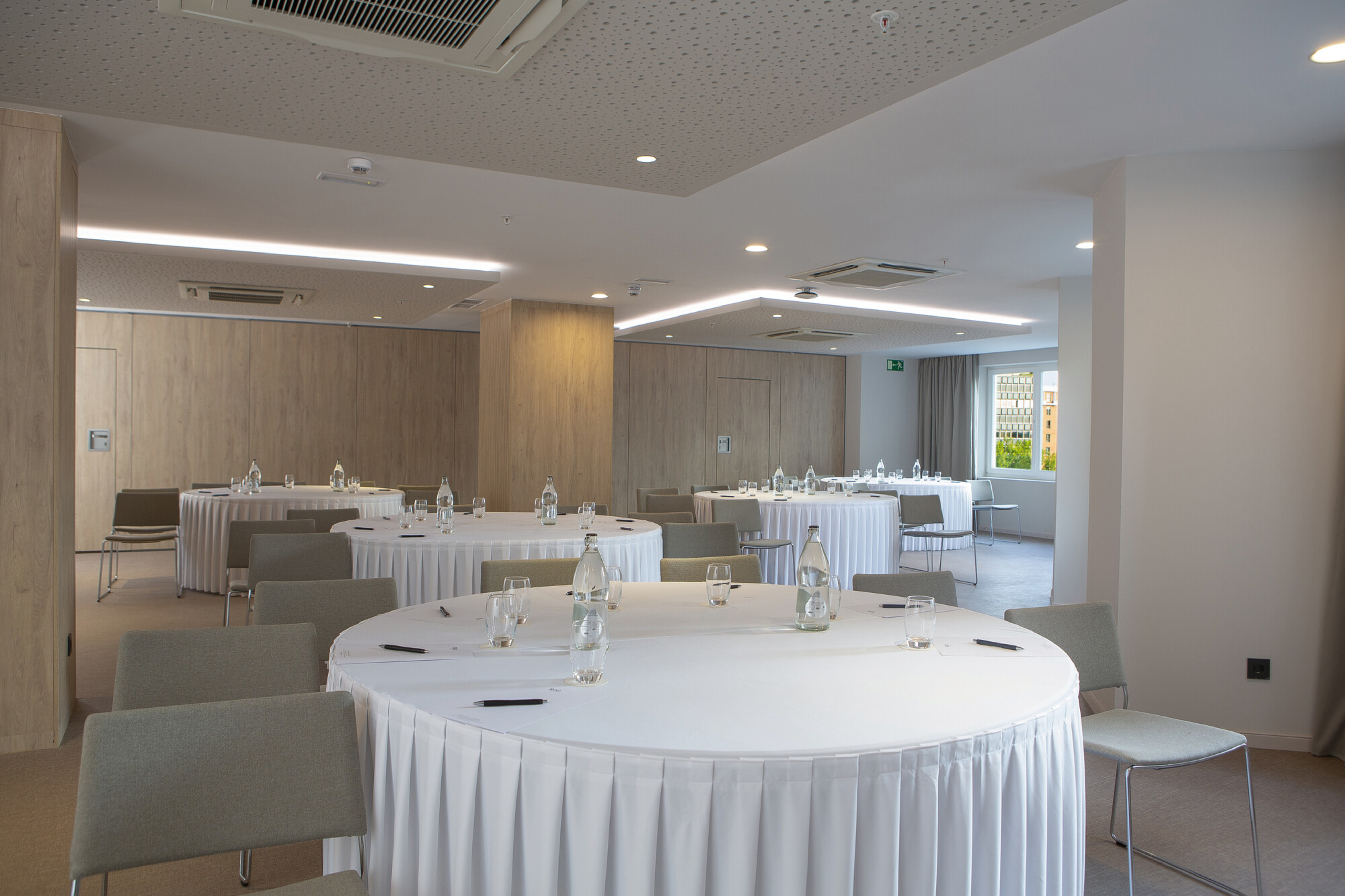 Hotel Riu Plaza España - photo