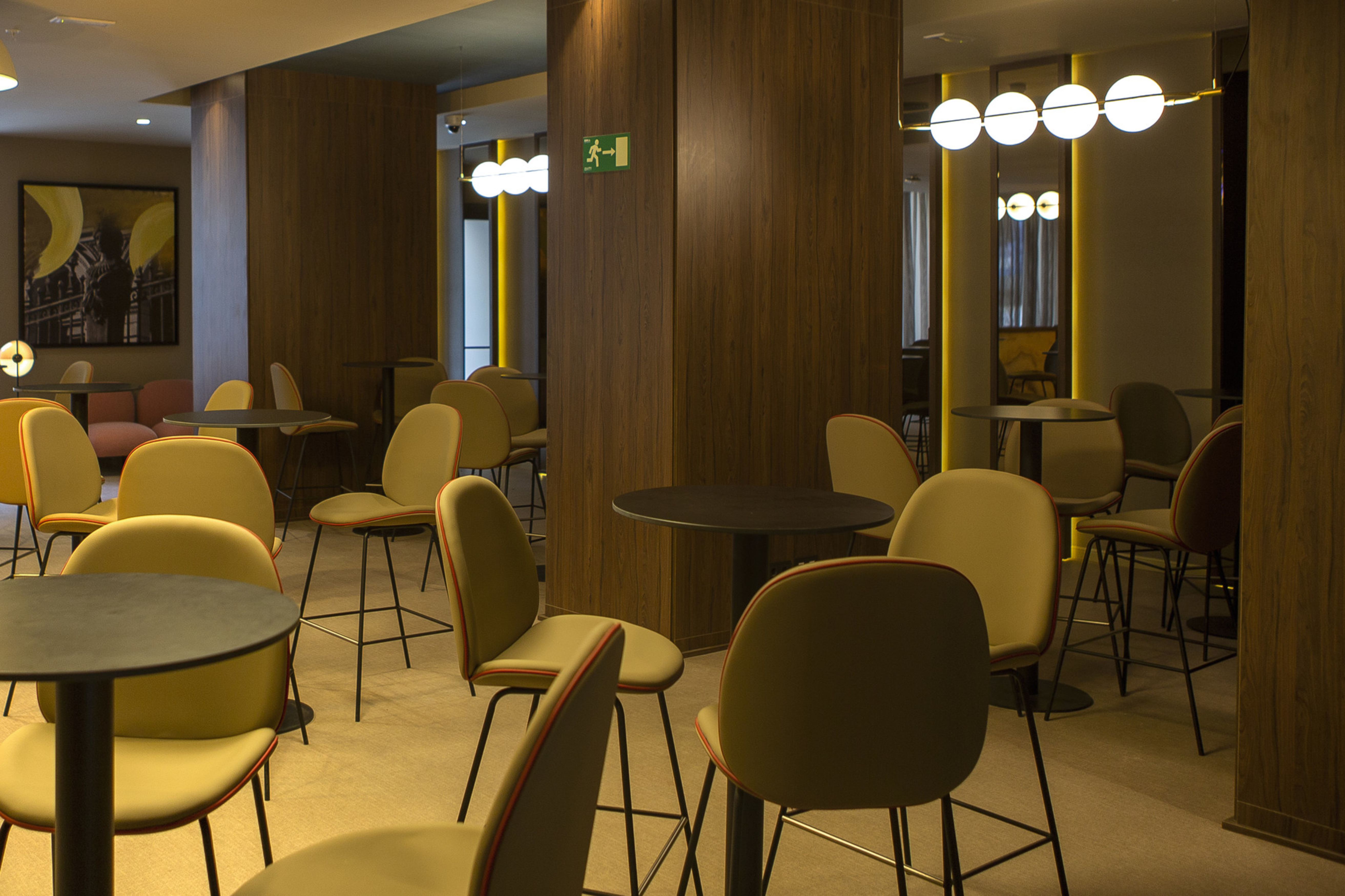 Hotel Riu Plaza España - photo