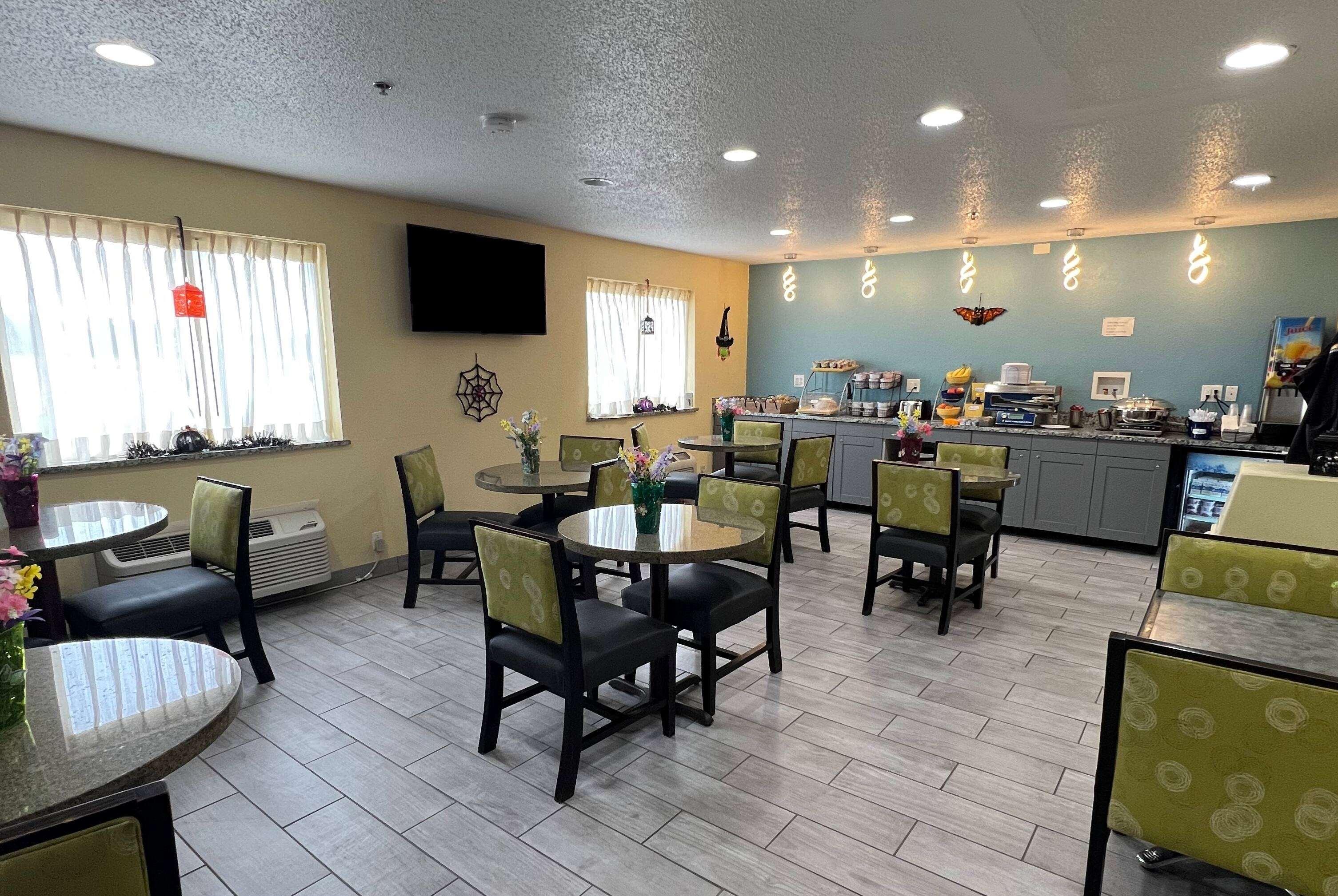 Days Inn Wyndham Batavia Ohio