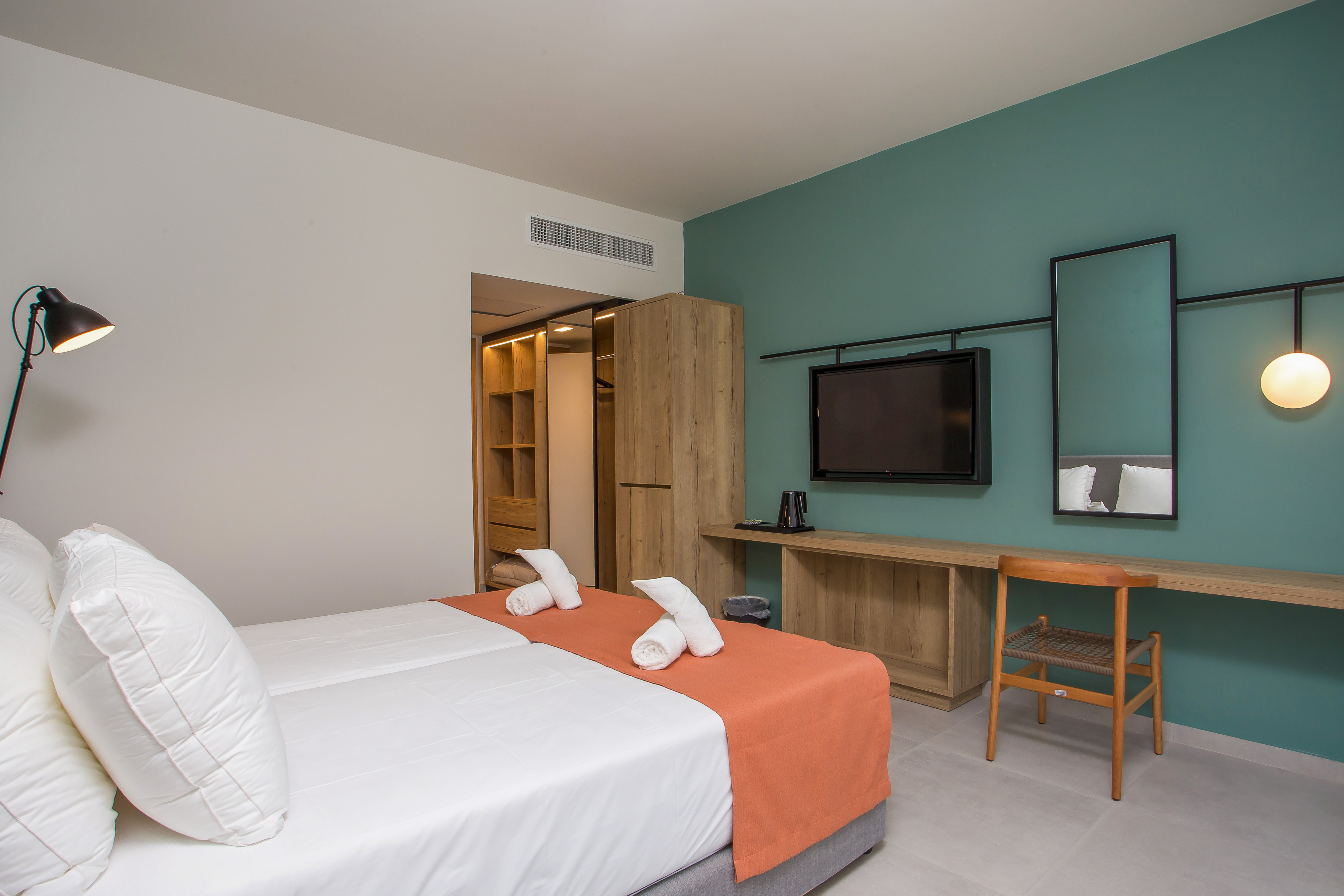 Mazoren Art Hotel