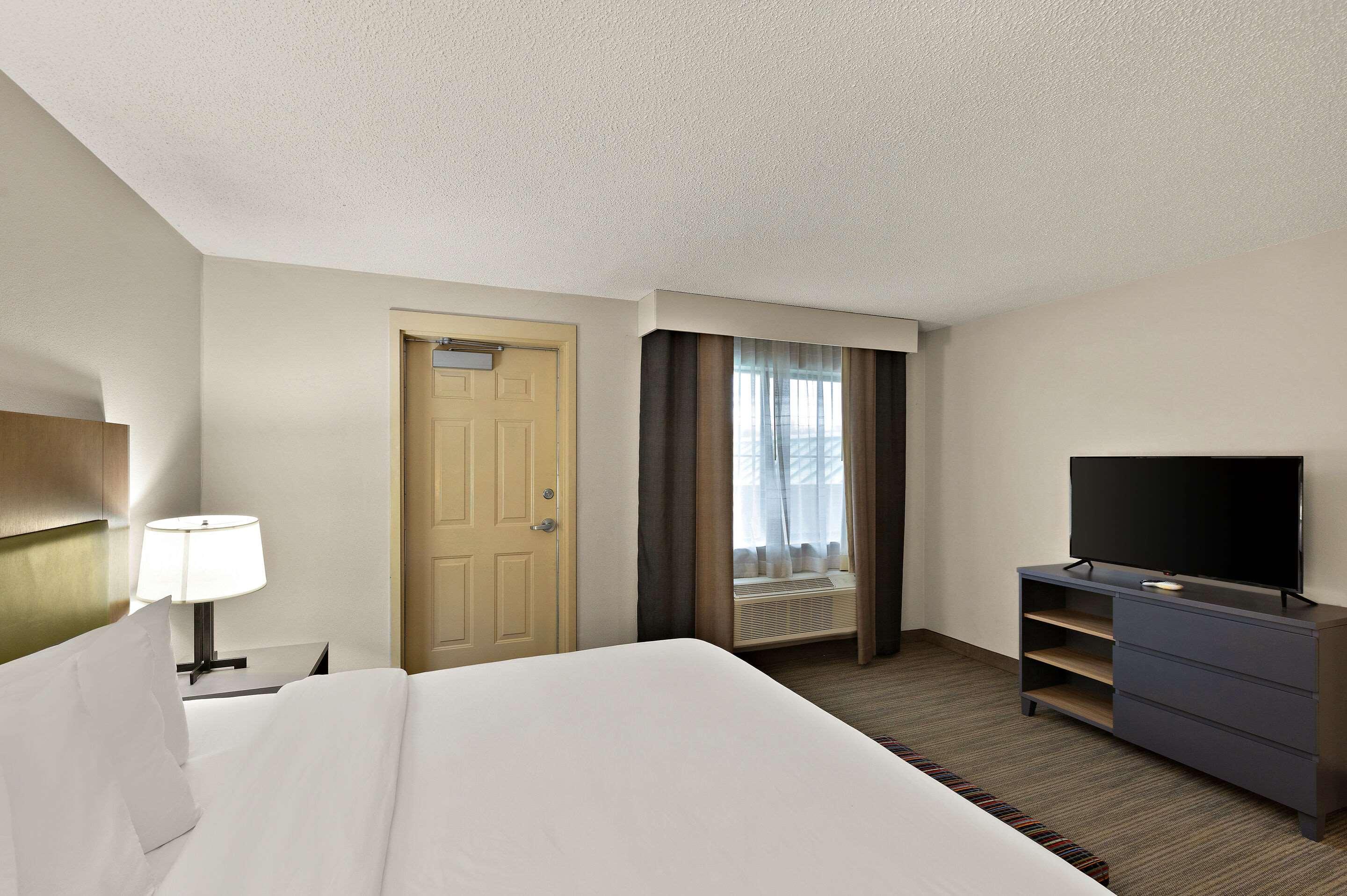 Country Inn & Suites Jonesborough-Johnson City W
