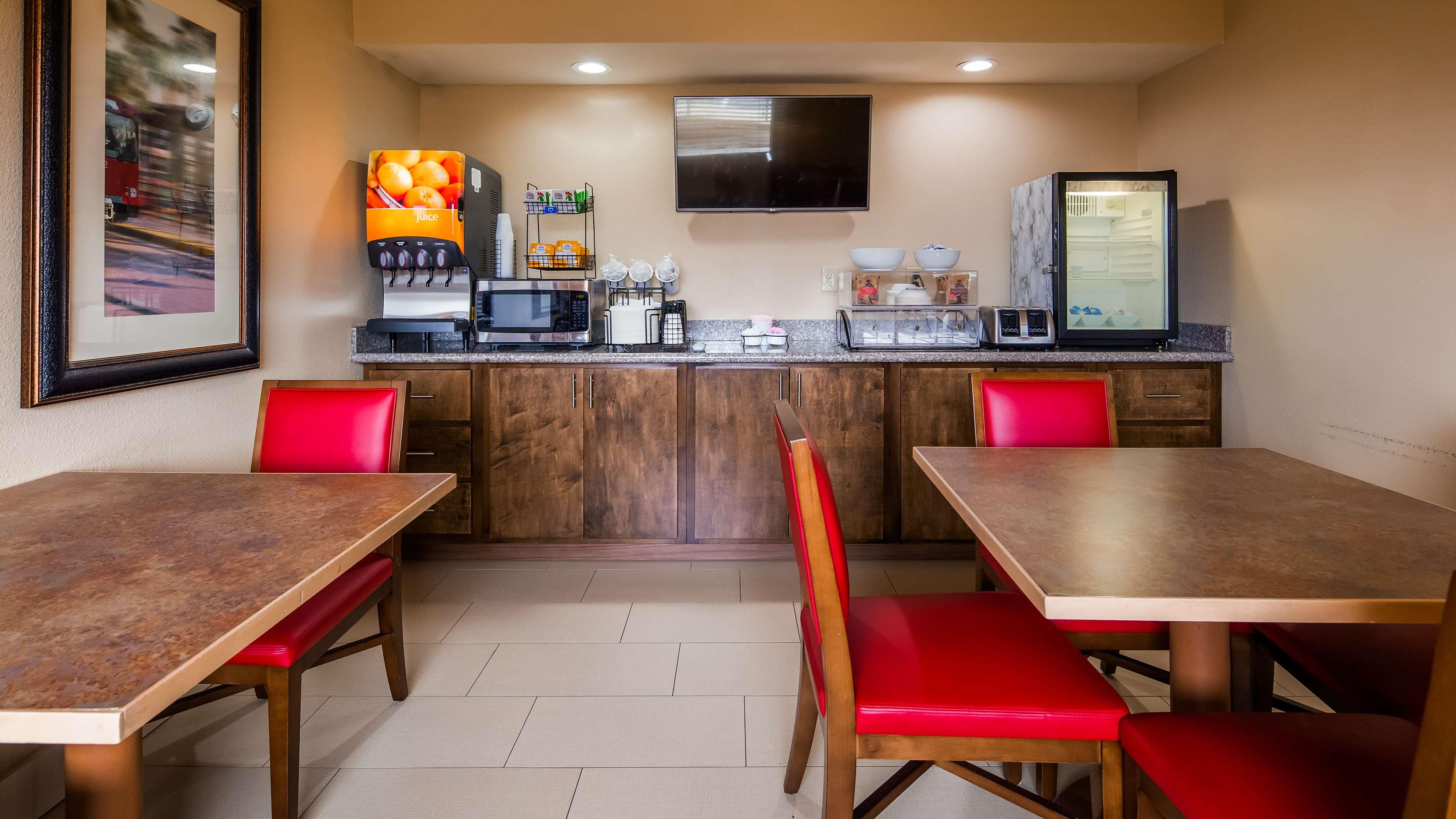 Surestay By Best Western Tupelo North