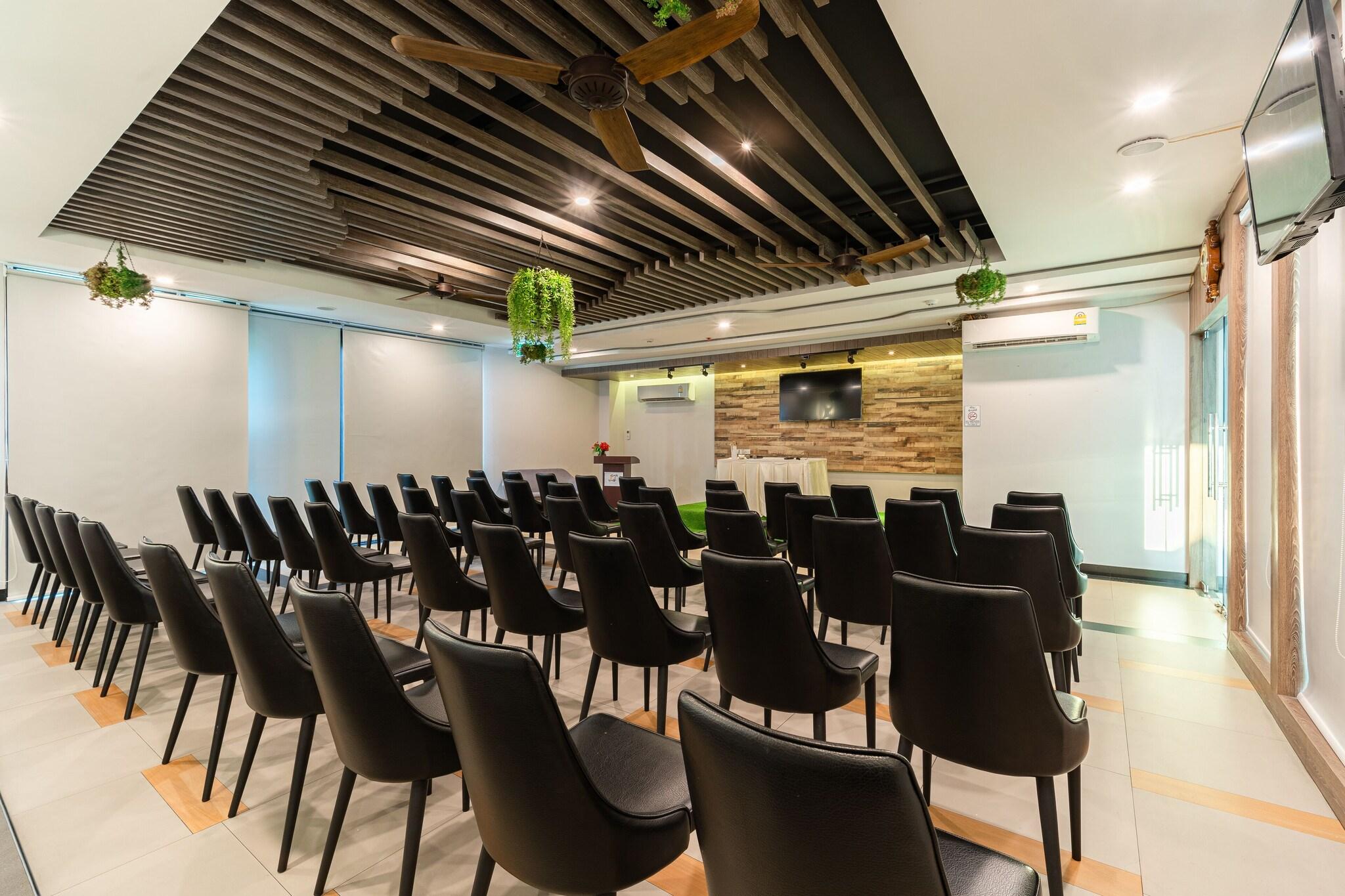 Lawinta Hotel - photo