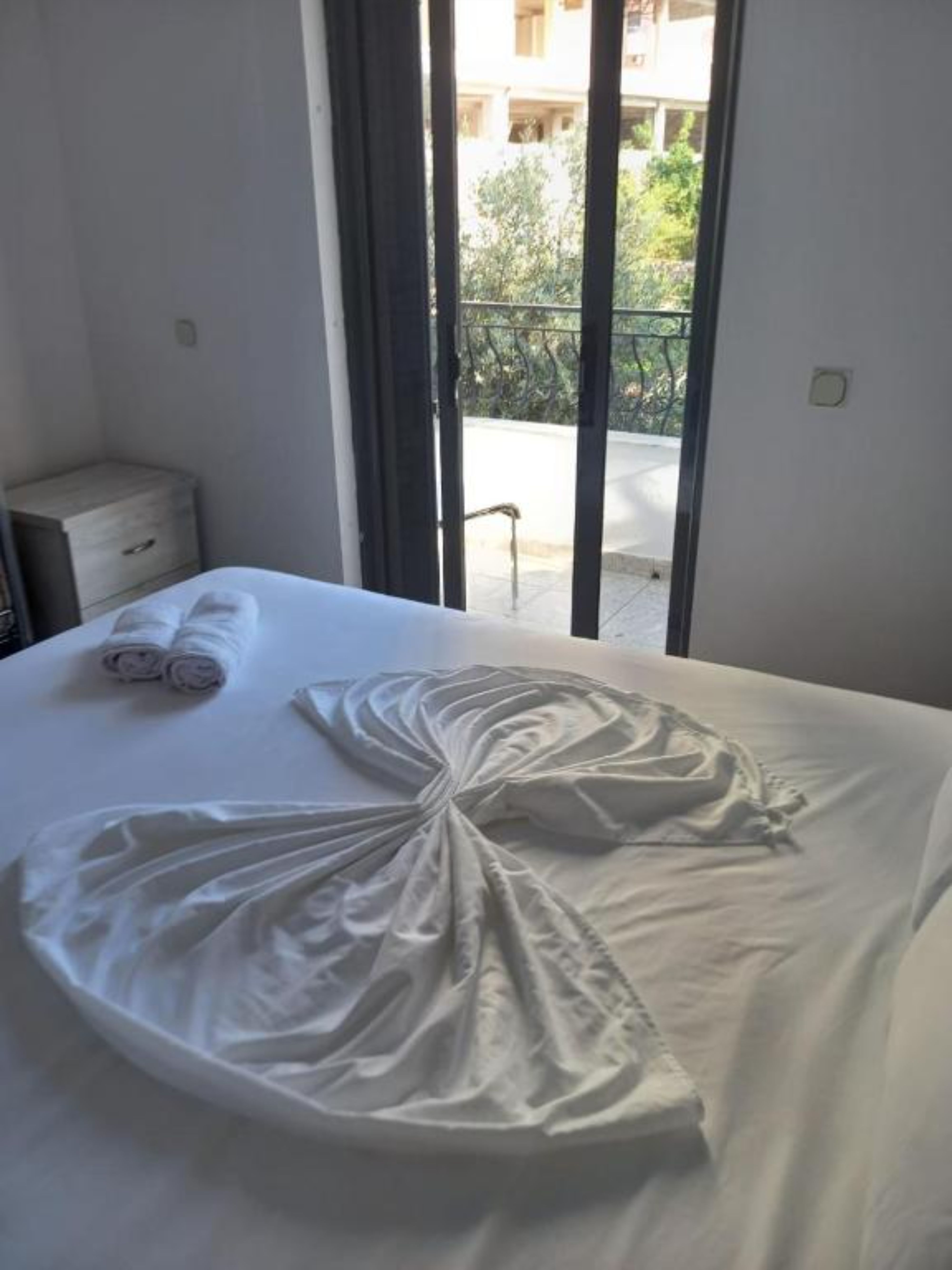 Sunset Aparthotel