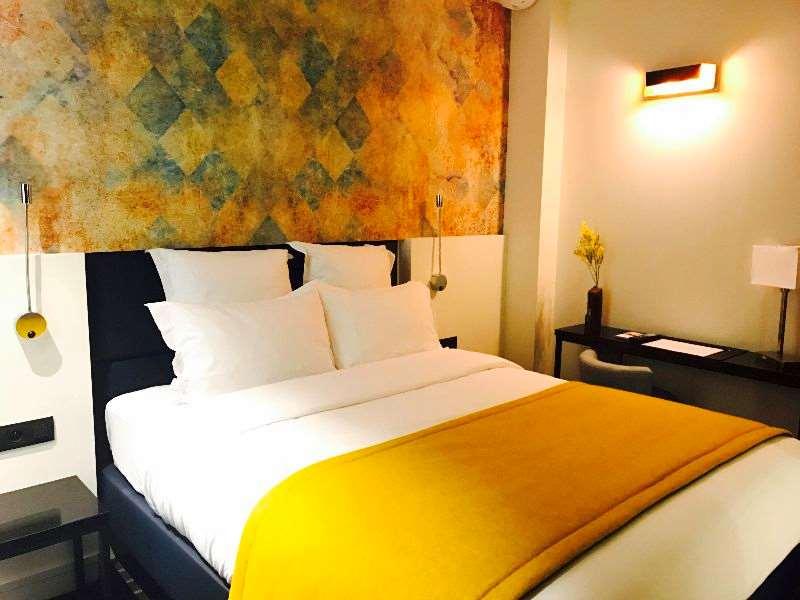 Hôtel Scarlett by null