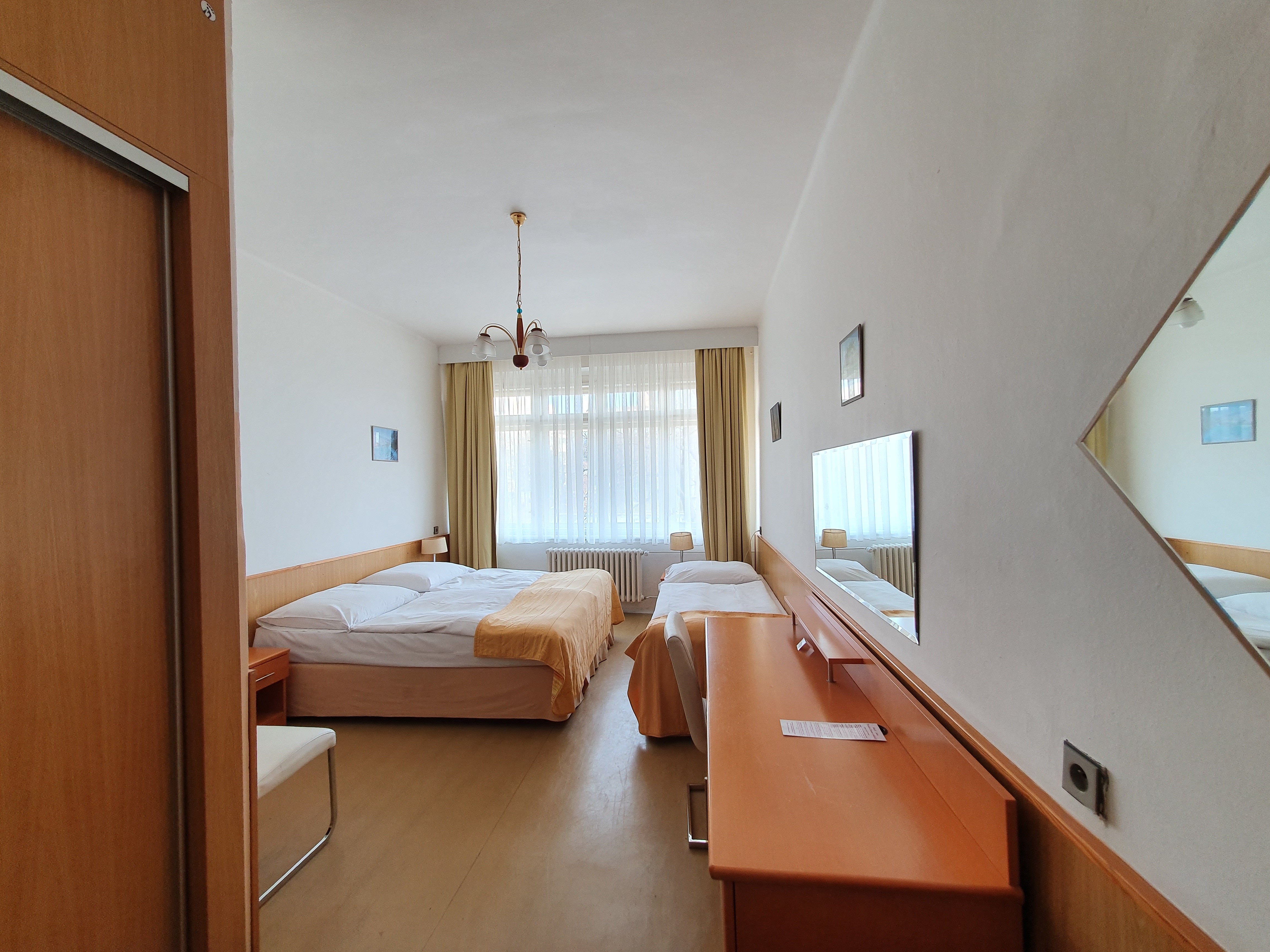Hotel Jana / Pension Domov Mladeze
