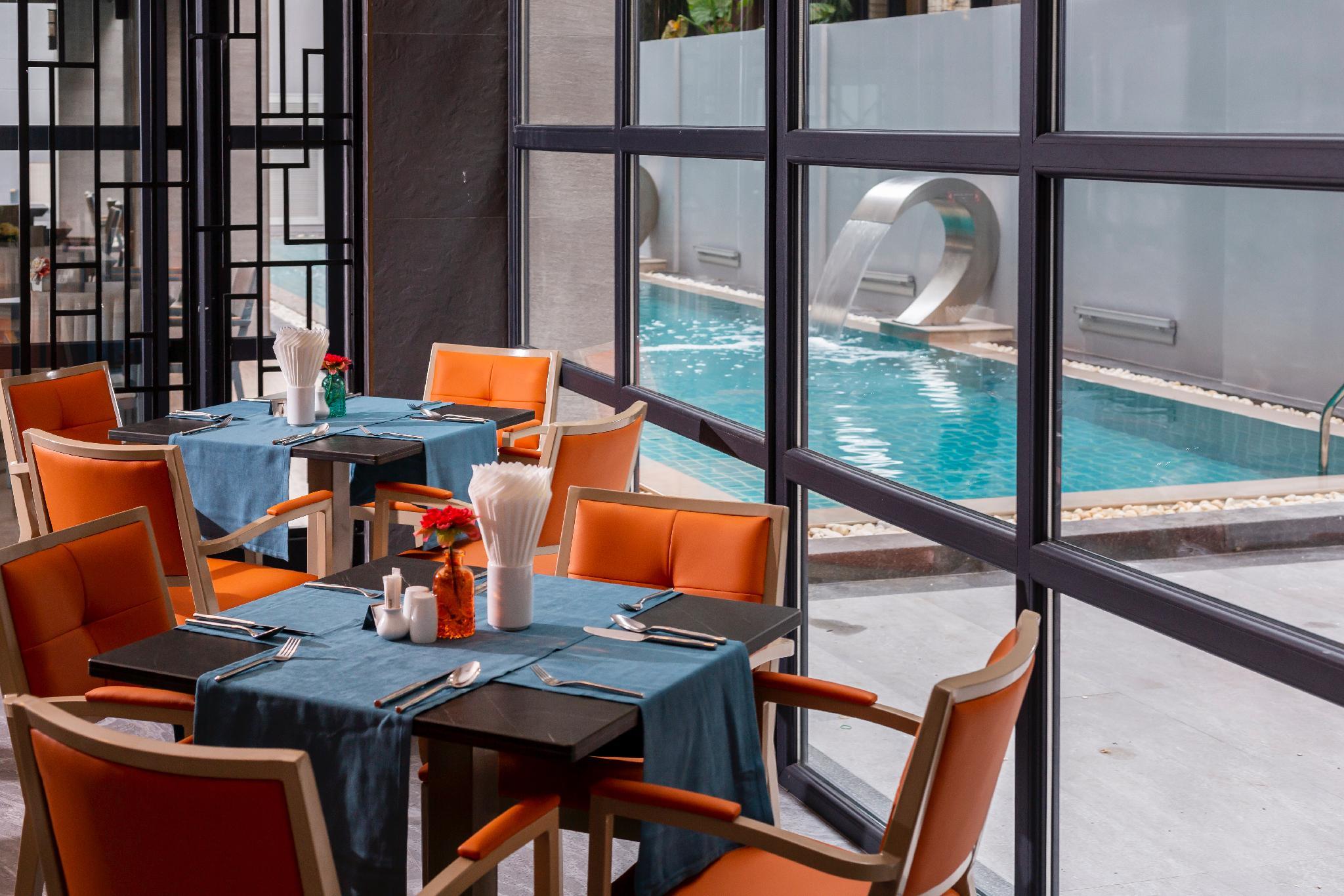 Woovo Phuket Patong - фото