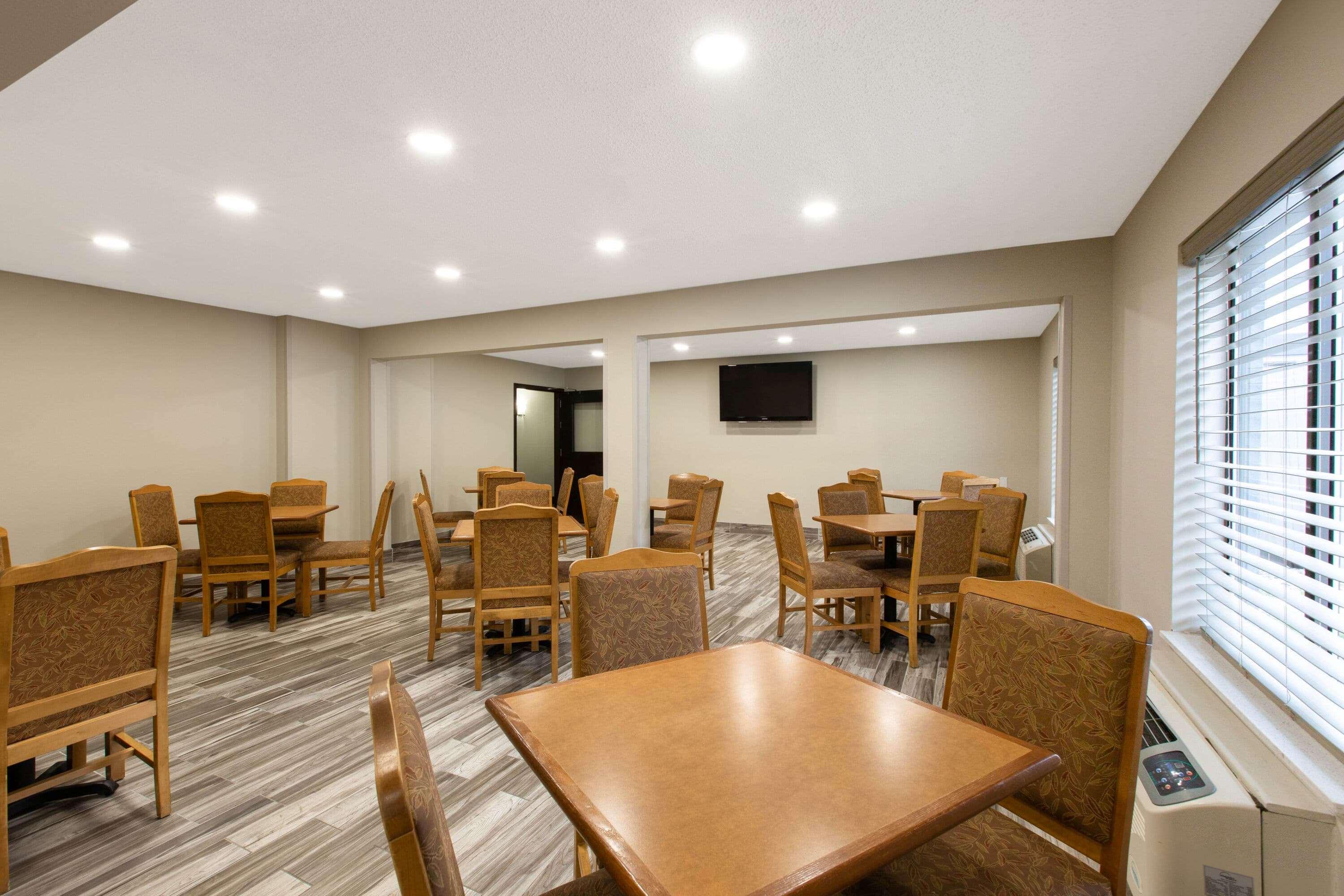 Days Inn & Suites By Wyndham Wisconsin Dells
