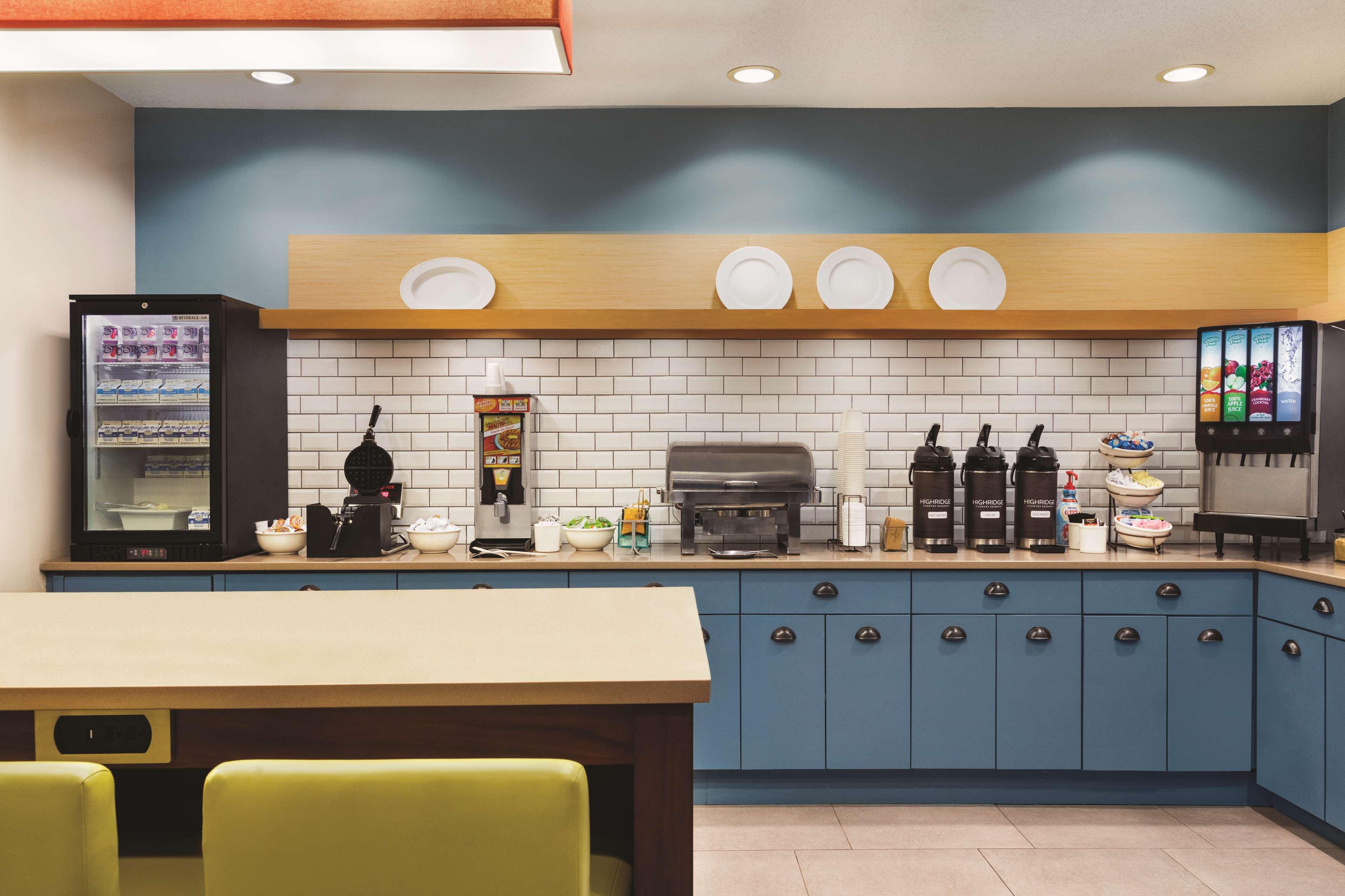 Country Inn & Suites by Radisson, Springfield, OH