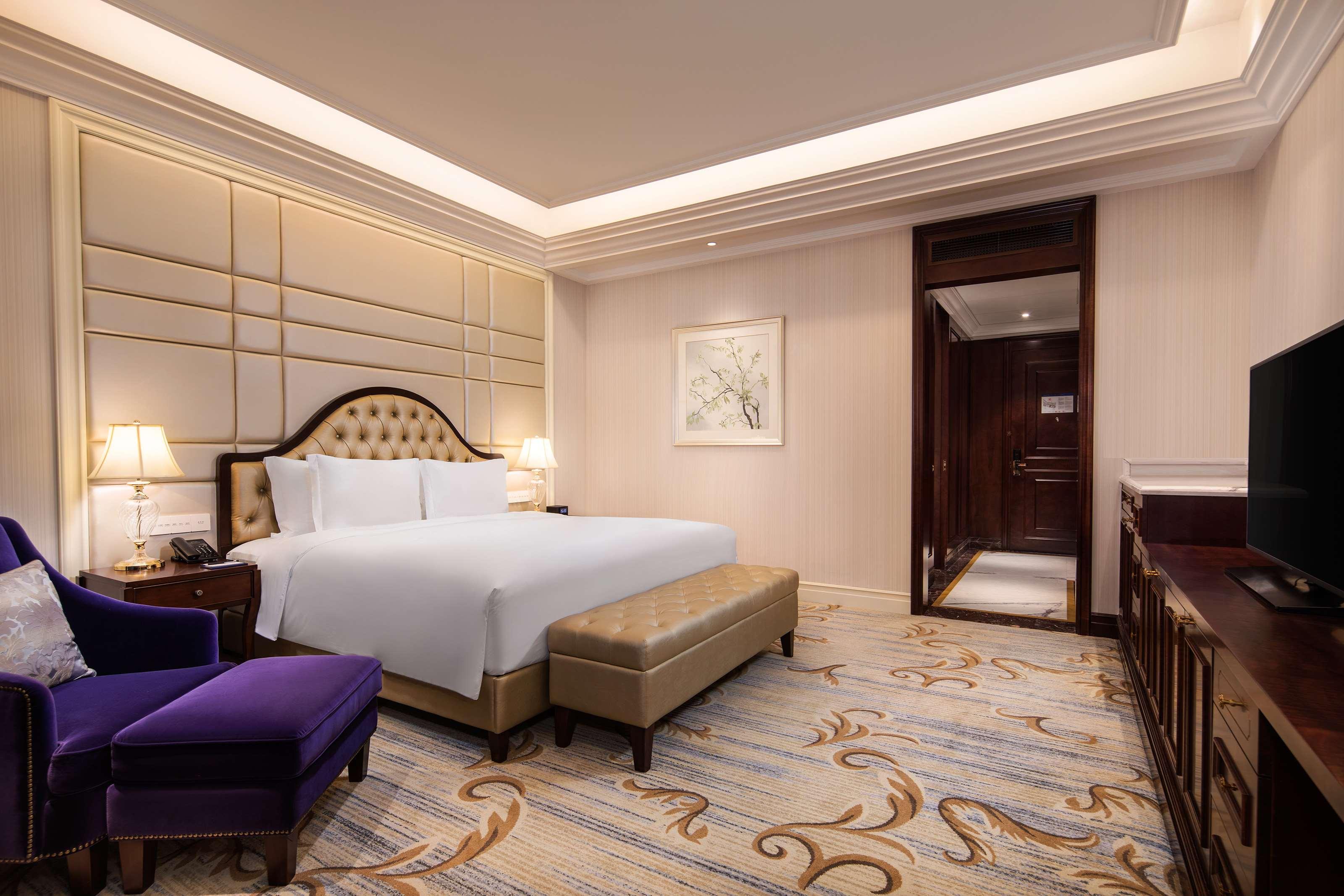 Radisson Blu Forest Manor Shanghai Hongqiao