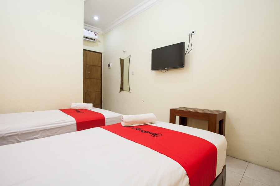 RedDoorz near Marvel City Mall