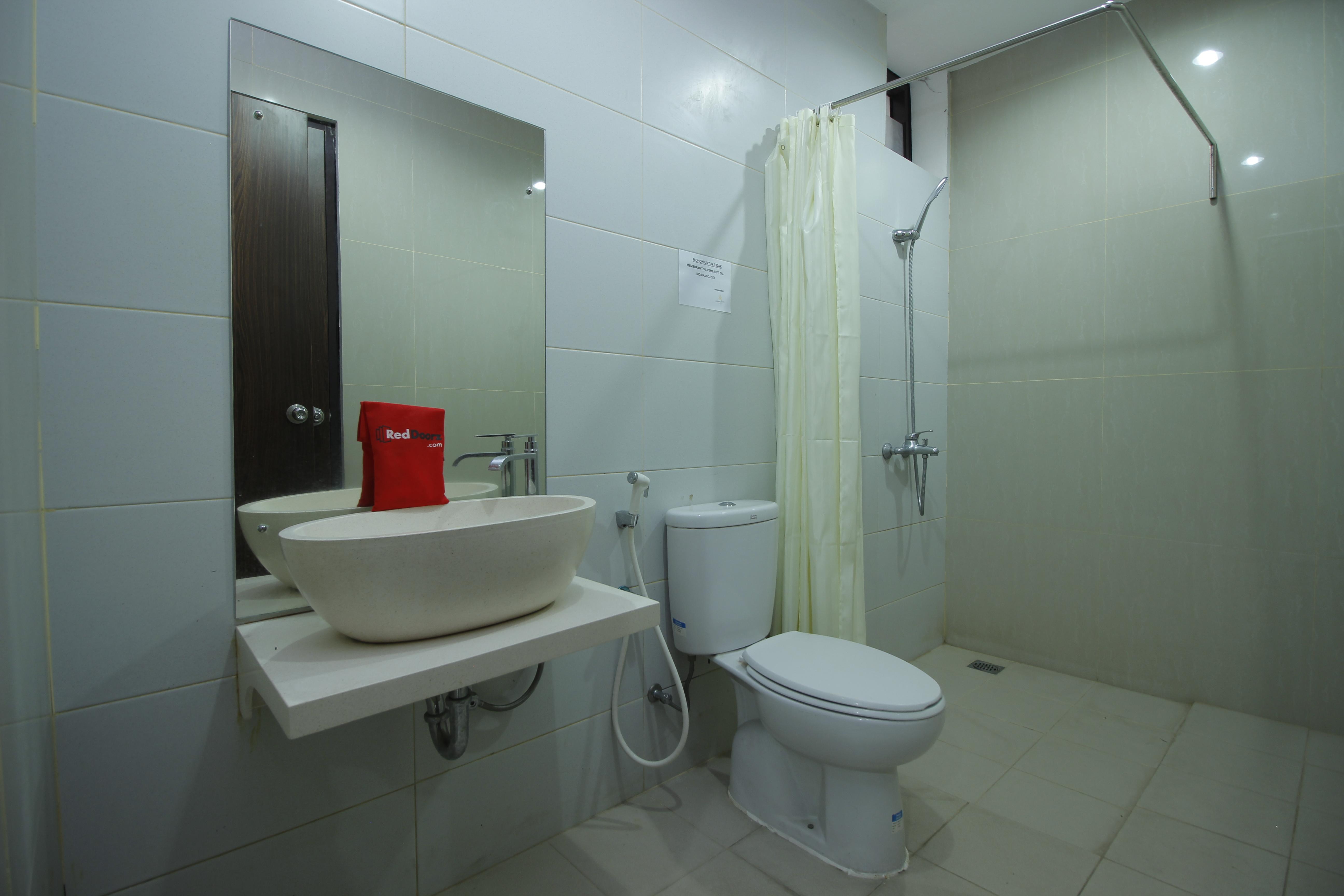 RedDoorz Plus @ TB Simatupang