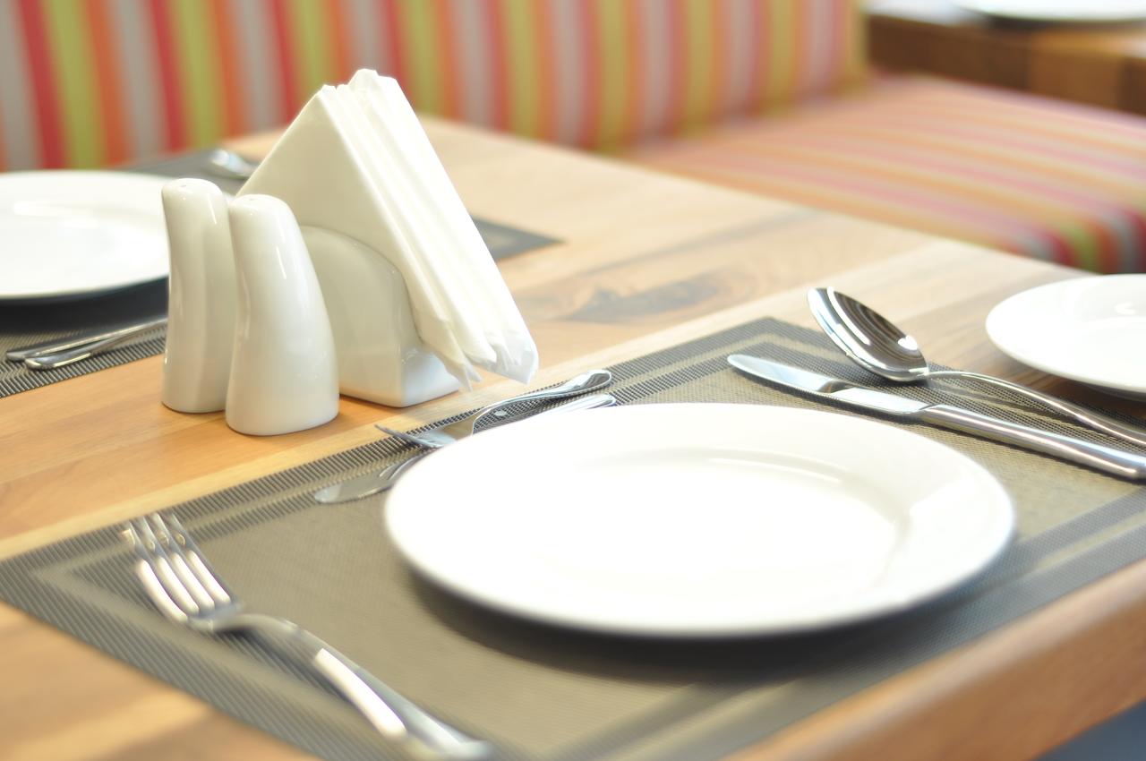 Diwan Residence Hotel - Alnaeem