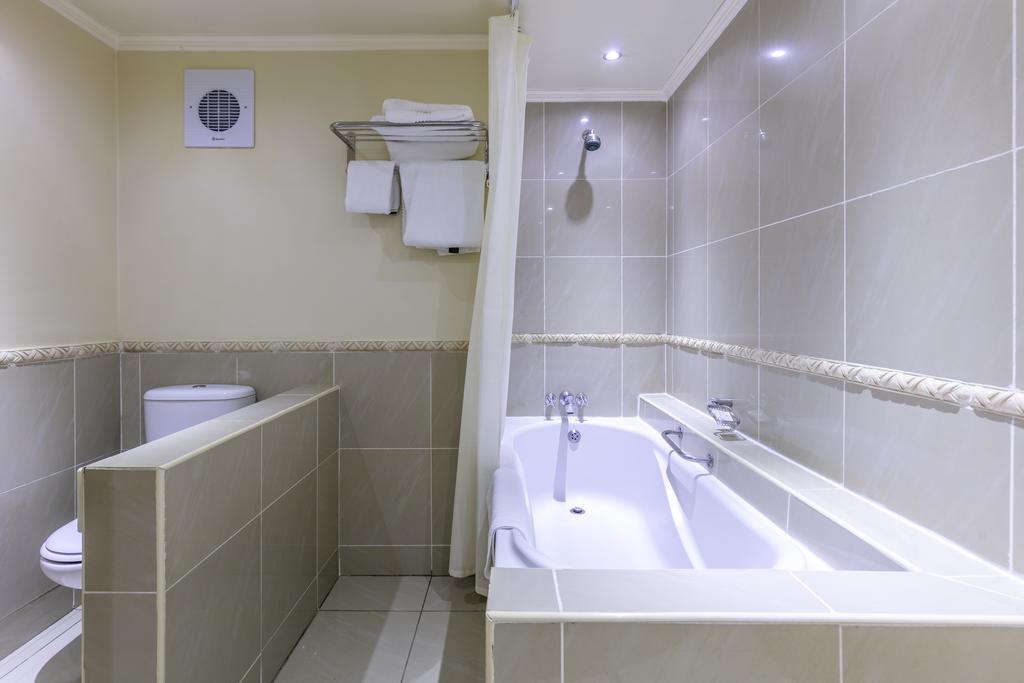 Cresta President Hotel by null